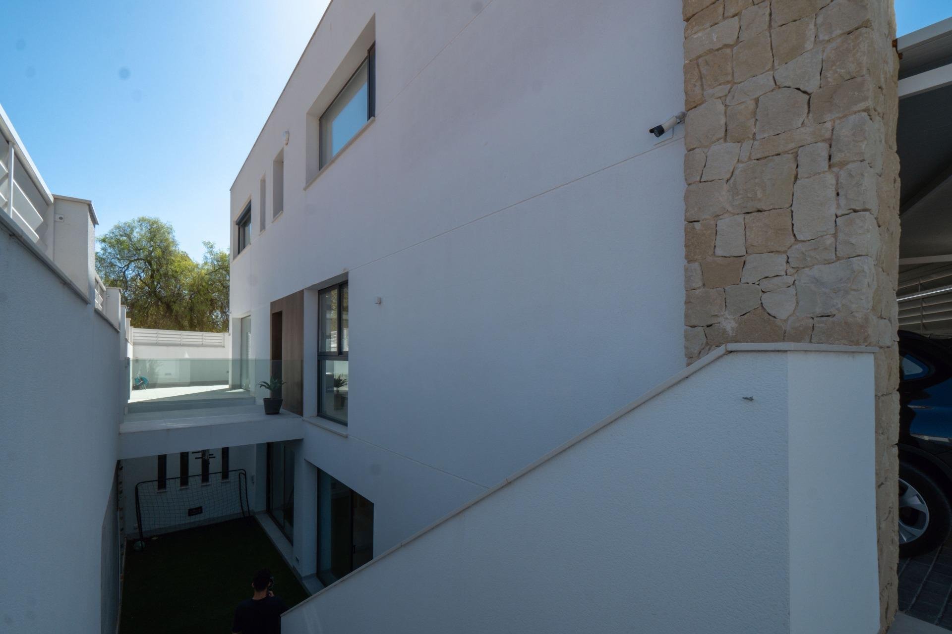 Resale - Chalet - Callosa de Segura - JUNTO CAMPO DE FUTBOL