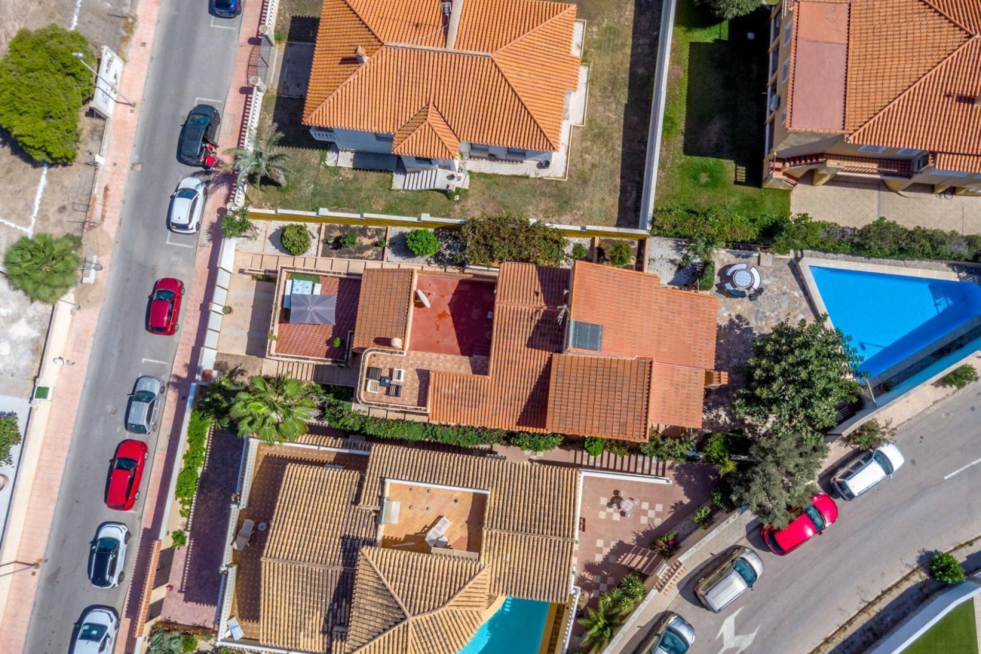 Resale - Chalet - Orihuela Costa - La Zenia