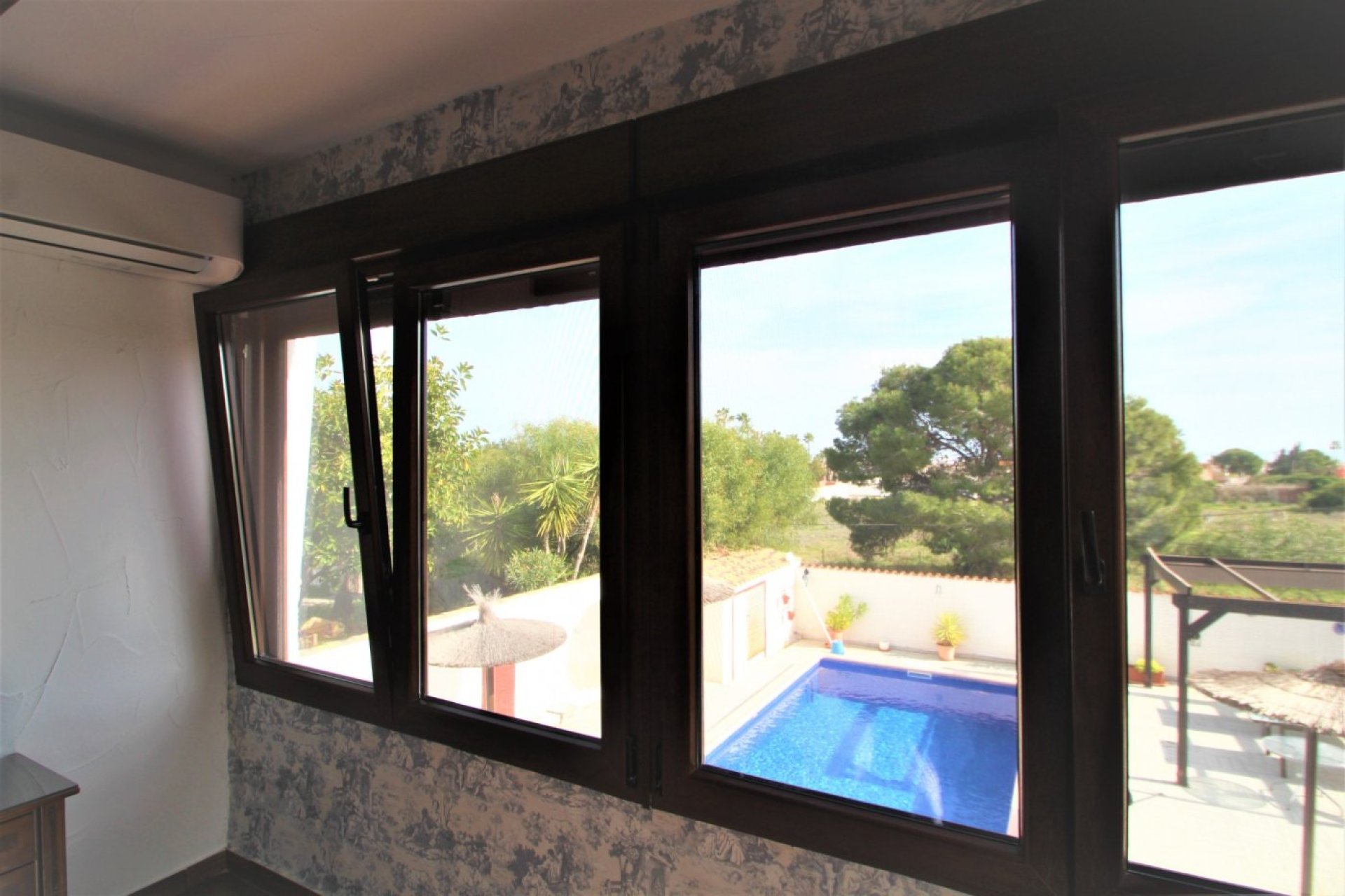 Resale - Chalet - Orihuela Costa - Lomas de Cabo Roig