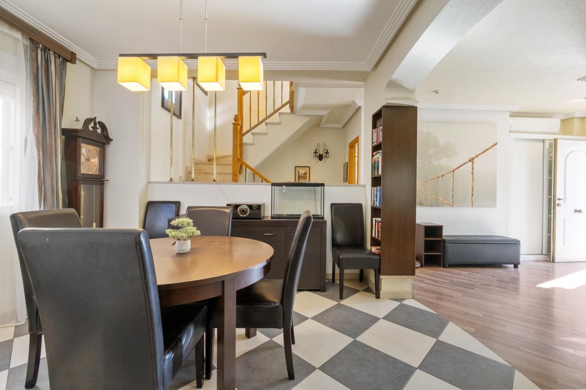 Resale - Chalet - Orihuela Costa - Los Altos