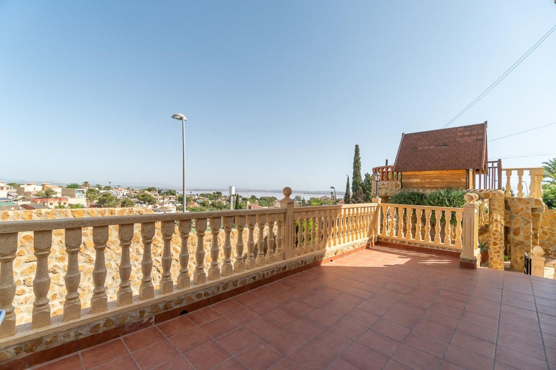 Resale - Chalet - Orihuela Costa - Los Balcones