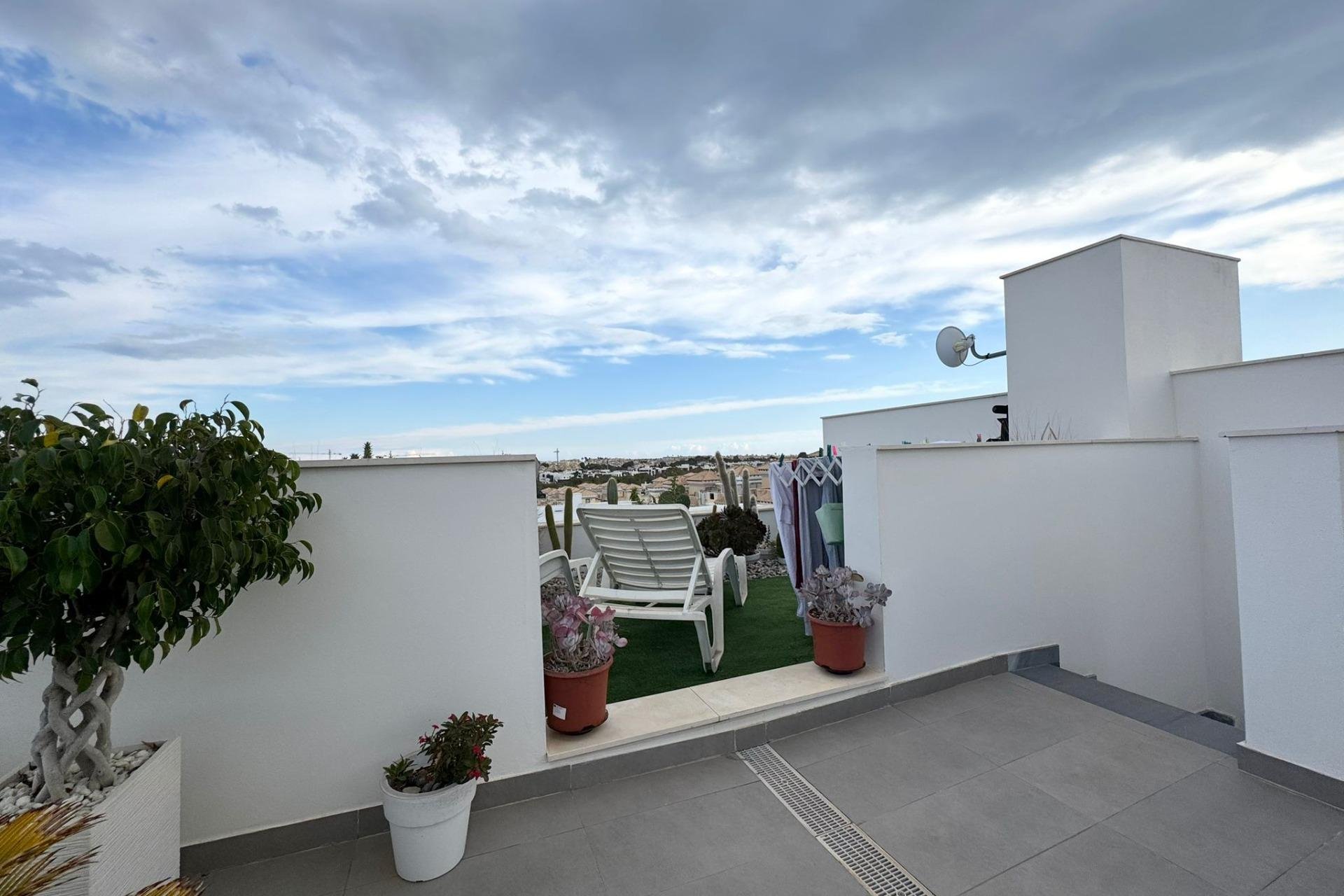 Resale - Chalet - Orihuela Costa - PAU 26