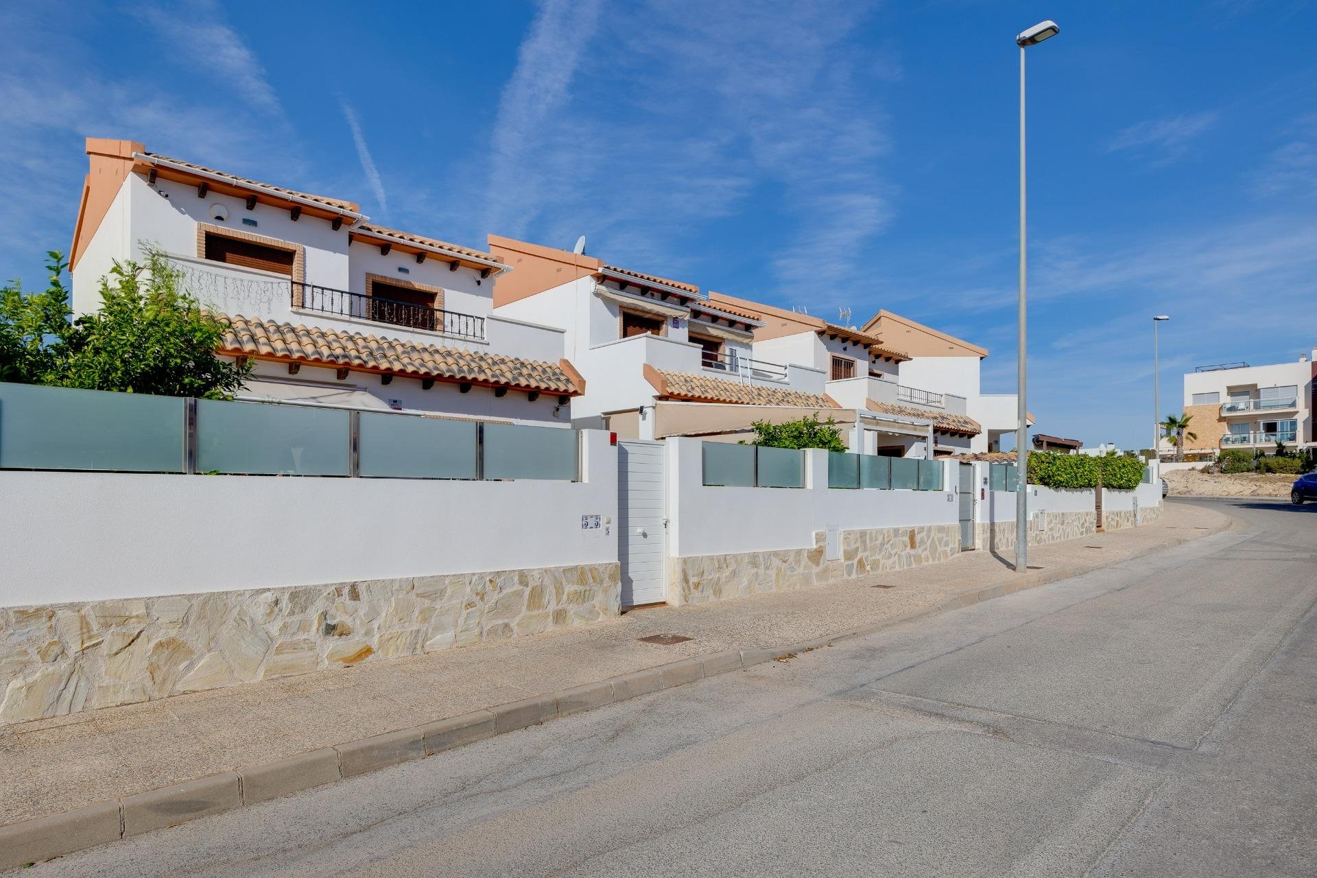 Resale - Chalet - Orihuela Costa - PAU 8