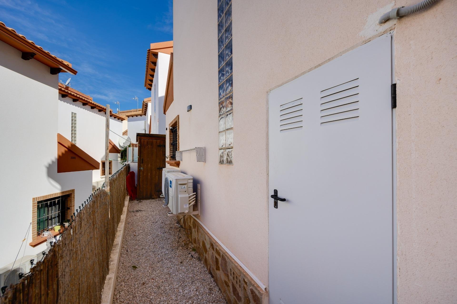 Resale - Chalet - Orihuela Costa - PAU 8