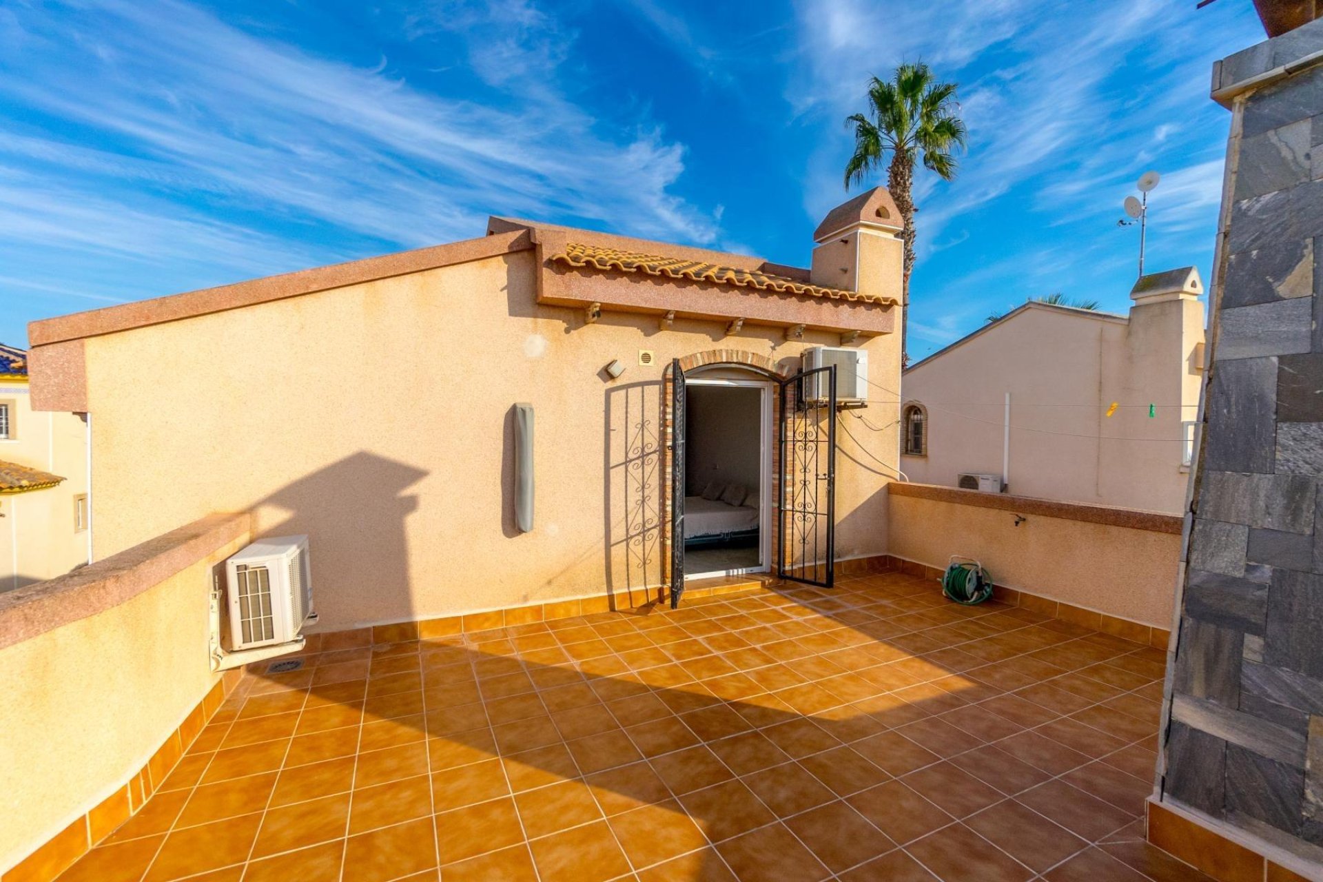 Resale - Chalet - Orihuela Costa - Playa Flamenca