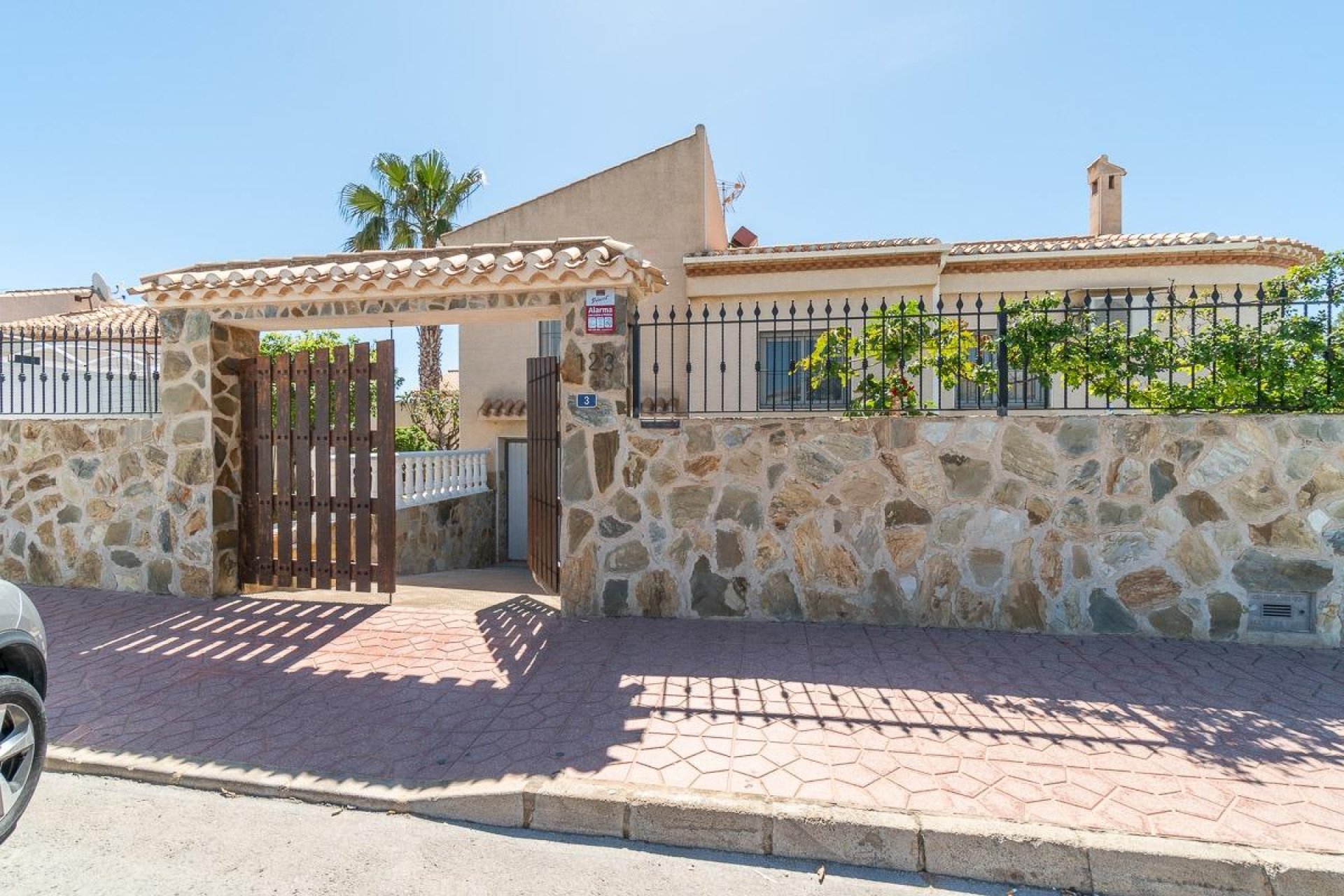 Resale - Chalet - Orihuela Costa - Playa Flamenca