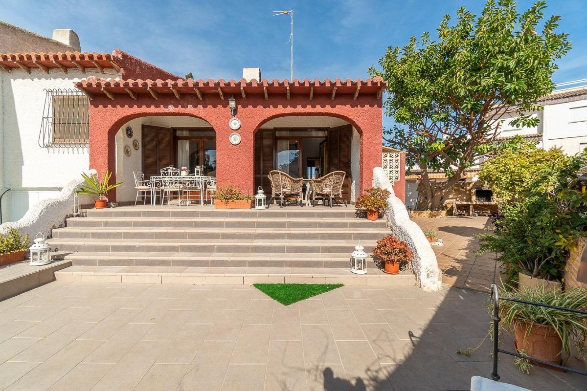 Resale - Chalet - Orihuela Costa - Punta Prima