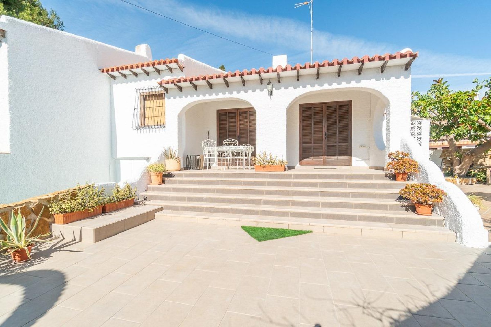 Resale - Chalet - Orihuela Costa - Punta Prima