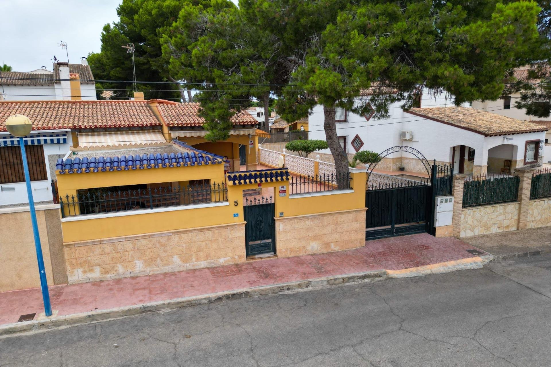Resale - Chalet - Orihuela Costa - Rocio del Mar