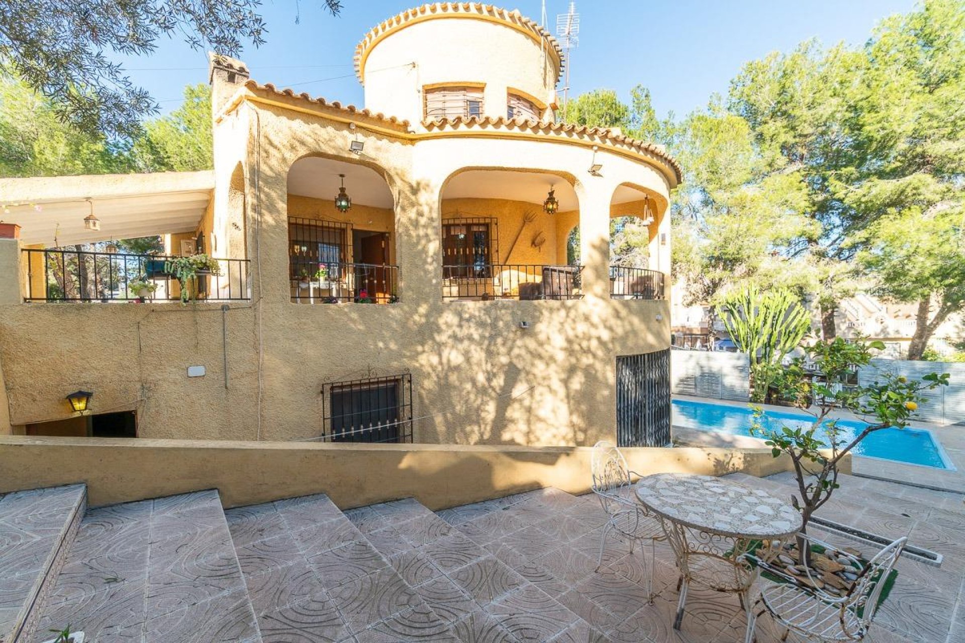 Resale - Chalet - Orihuela Costa - Villamartín