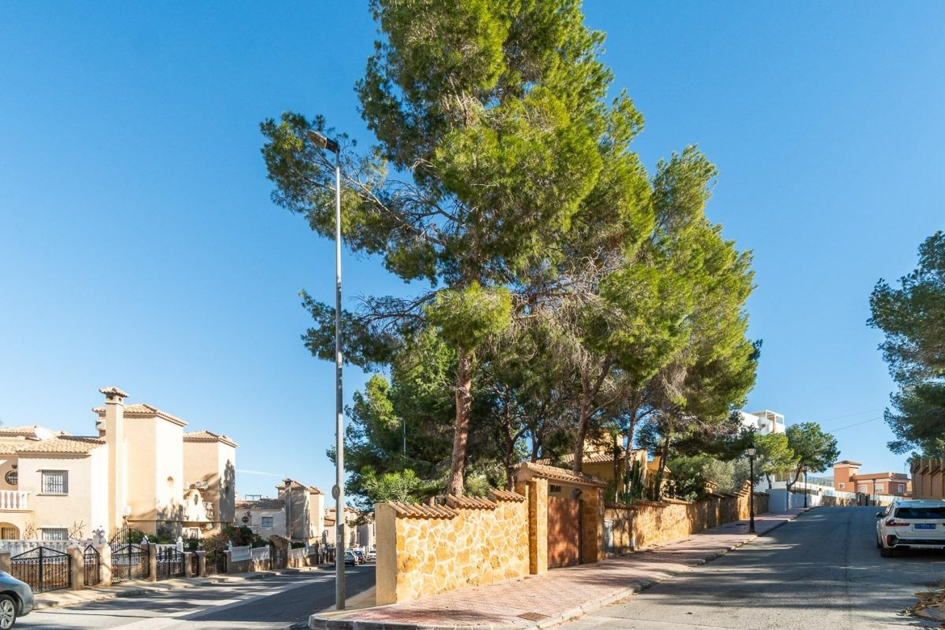 Resale - Chalet - Orihuela Costa - Villamartín