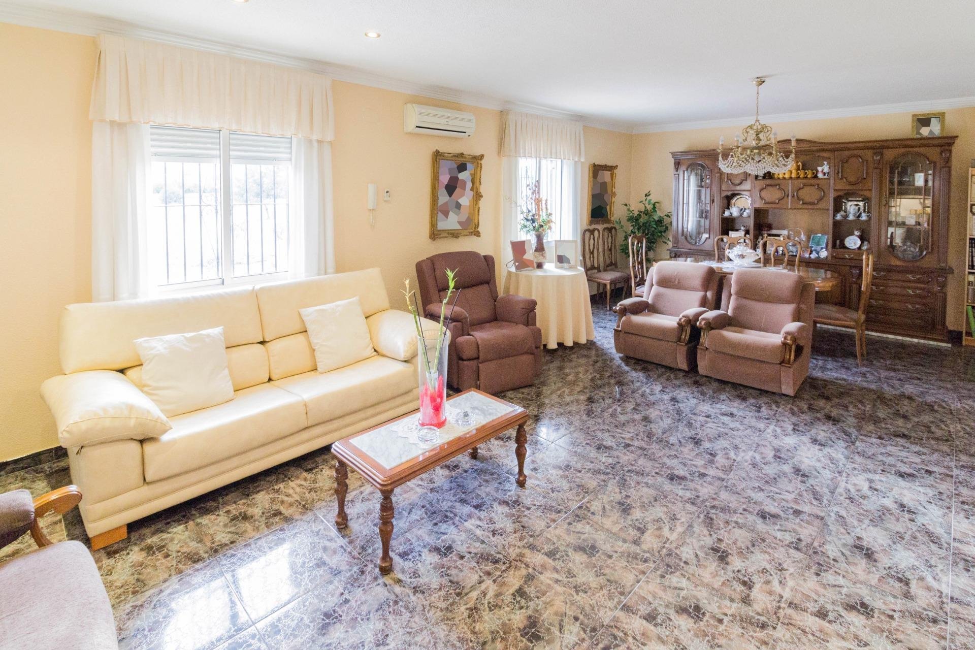 Resale - Chalet - Orihuela - La Matanza