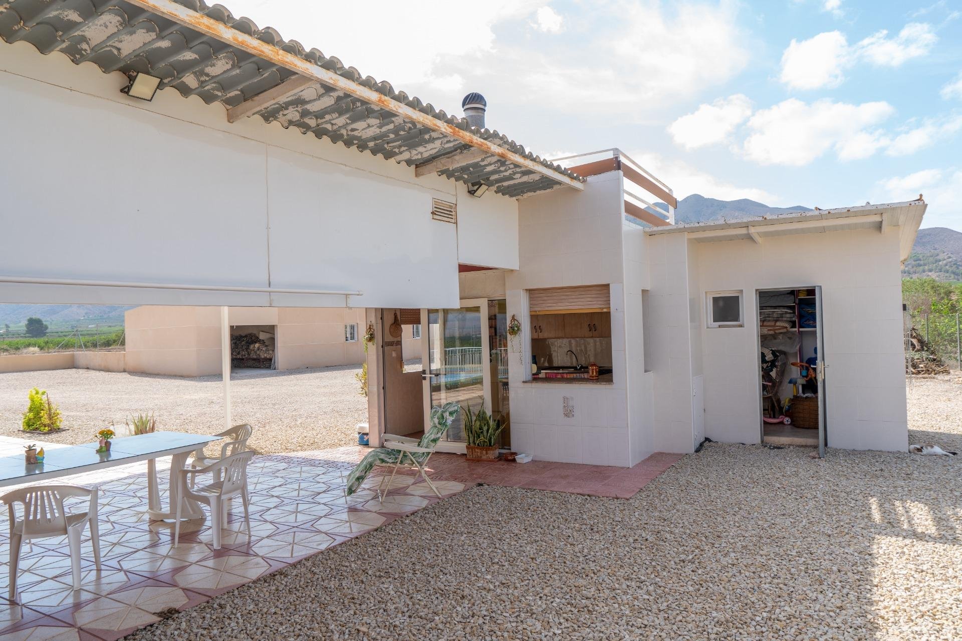 Resale - Chalet - Orihuela - La Matanza