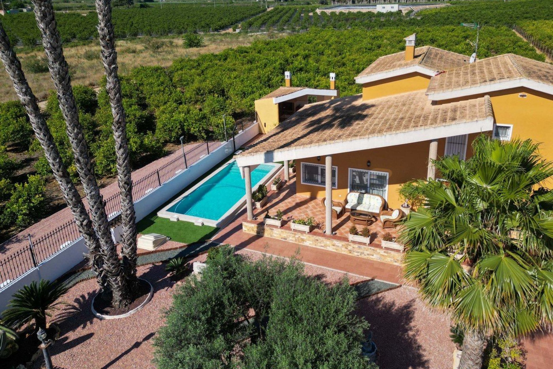 Resale - Chalet - Orihuela - Orihuela Ciudad