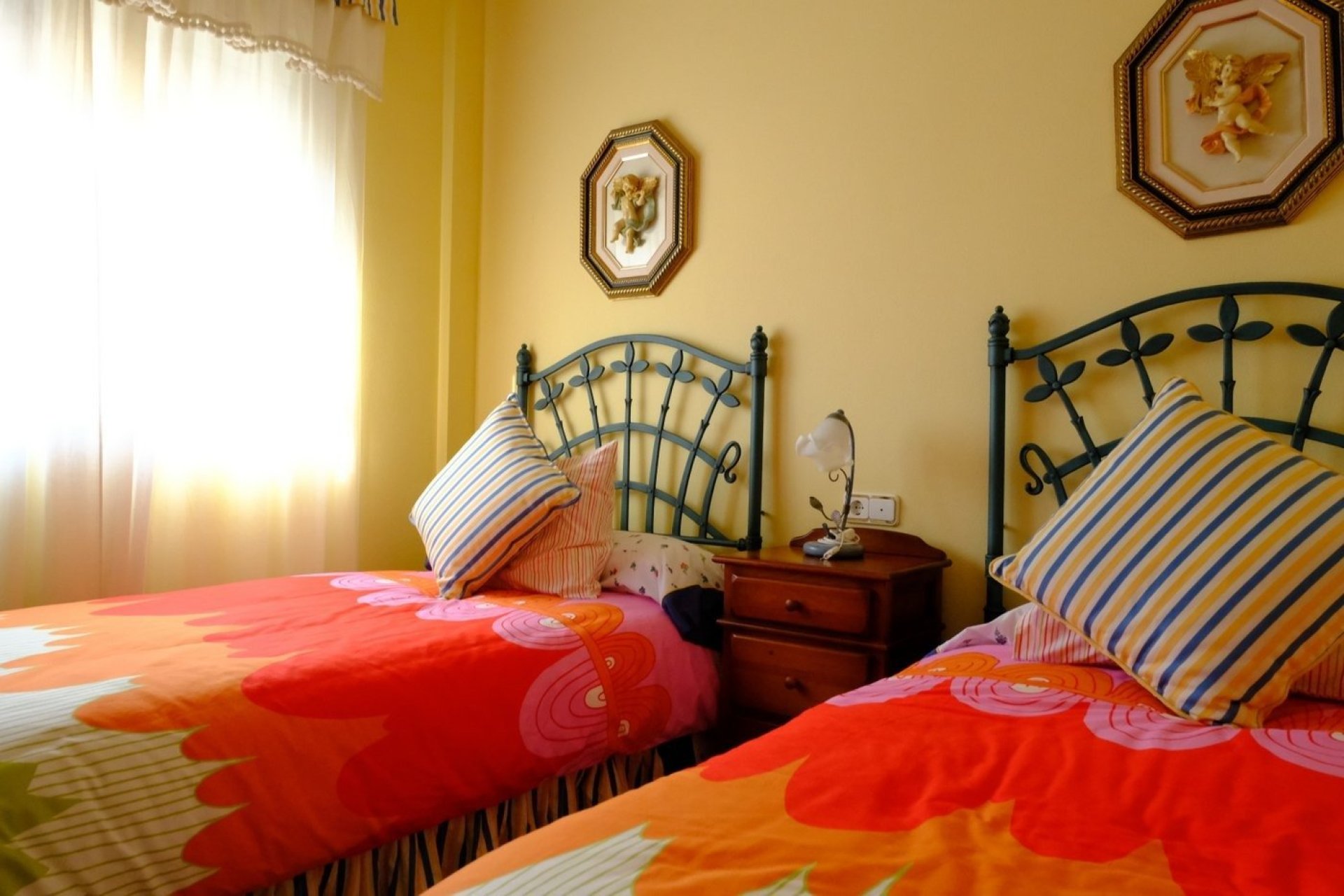 Resale - Chalet - Orihuela - Orihuela Ciudad