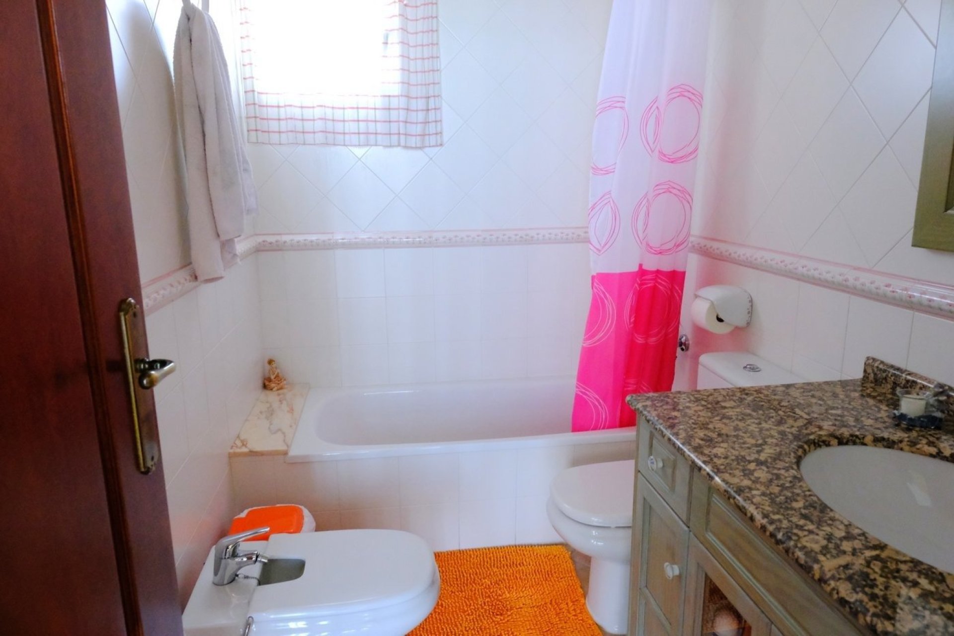 Resale - Chalet - Orihuela - Orihuela Ciudad