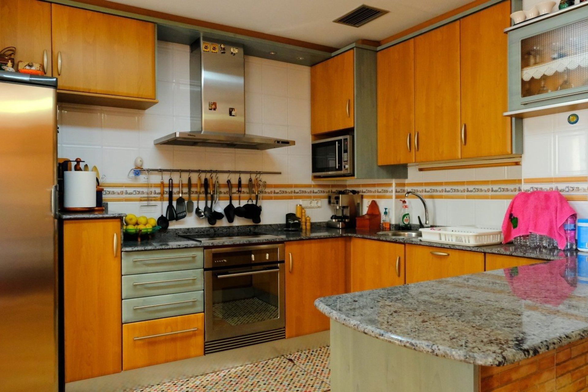 Resale - Chalet - Orihuela - Orihuela Ciudad