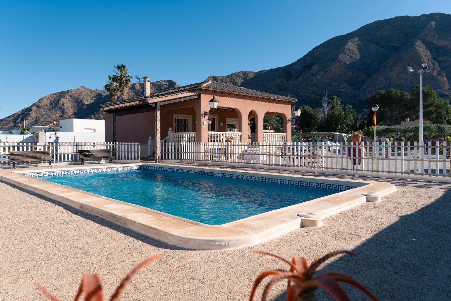 Resale - Chalet - Redován
