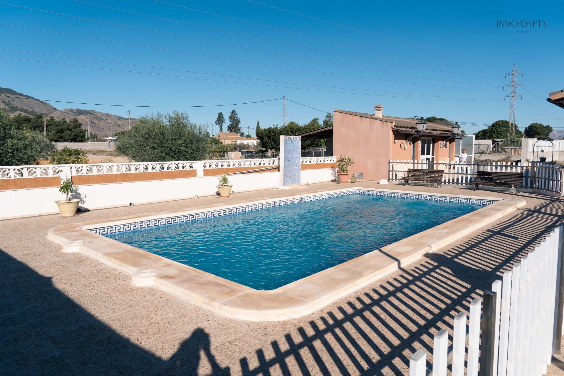 Resale - Chalet - Redován