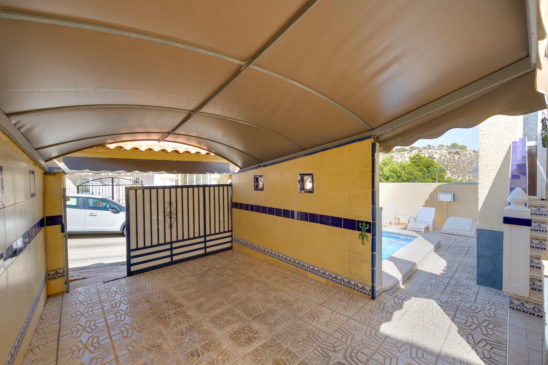 Resale - Chalet - San Fulgencio - La Marina