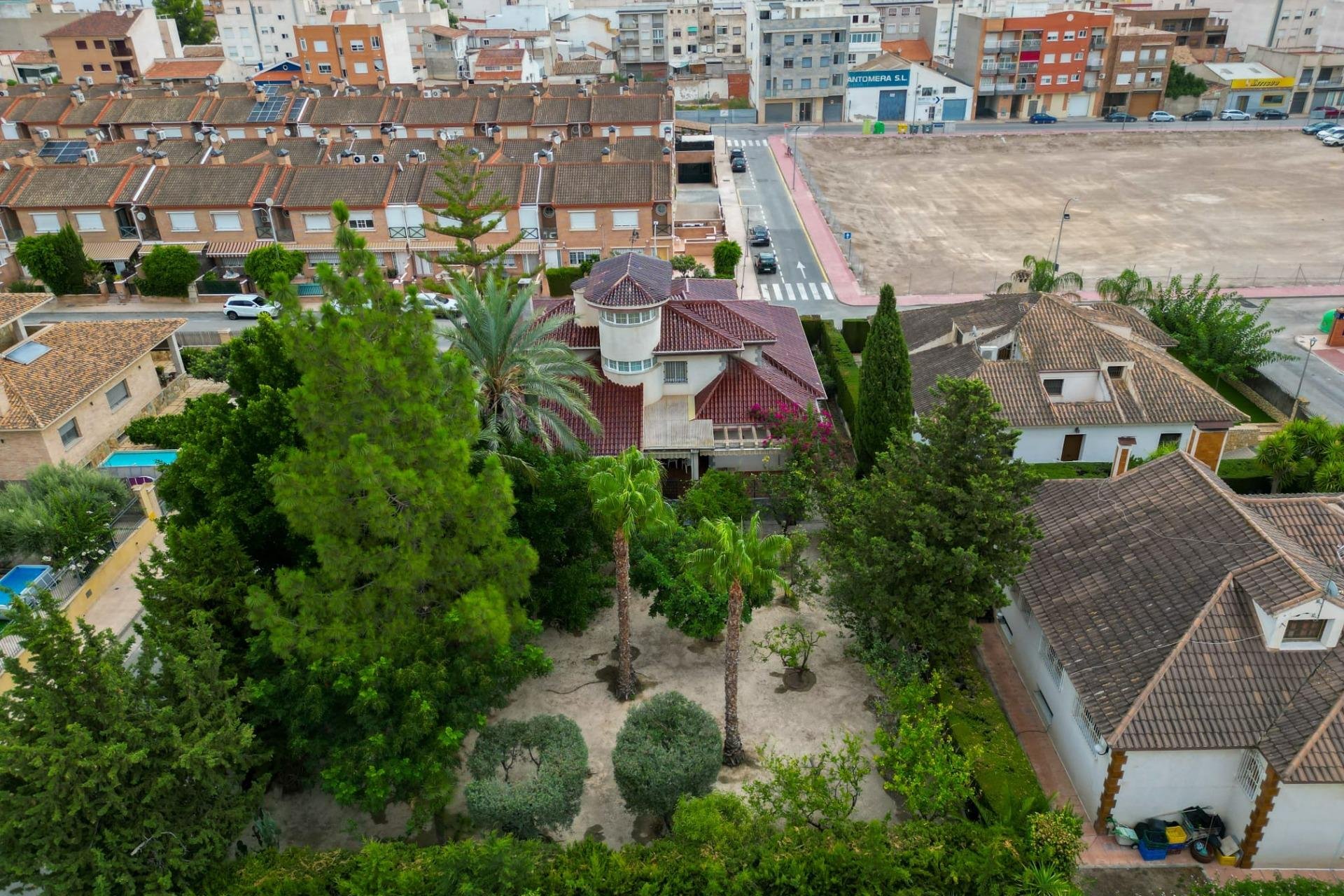 Resale - Chalet - Santomera