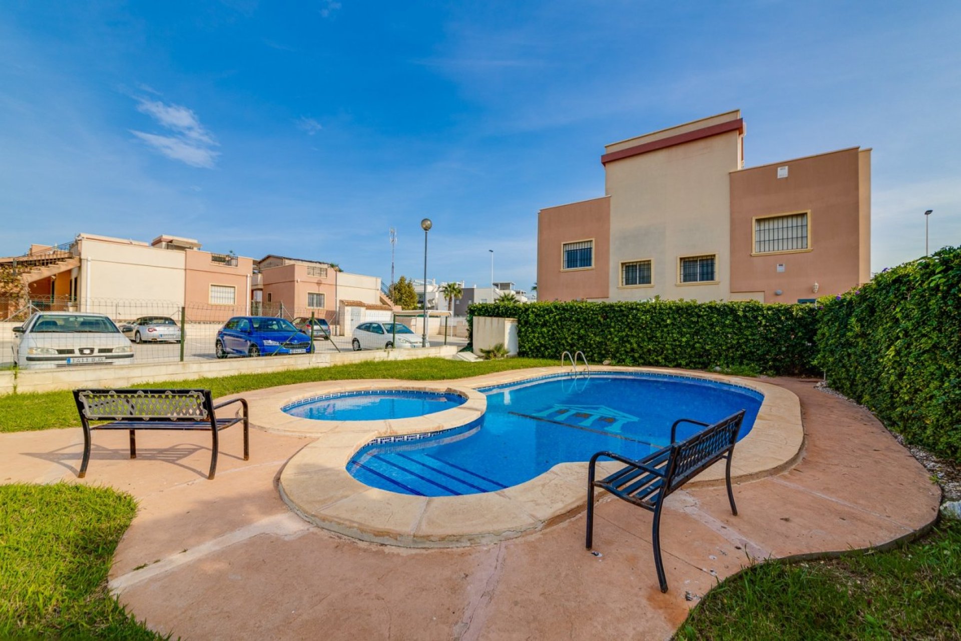 Resale - Chalet - Torrevieja - Aguas nuevas 1