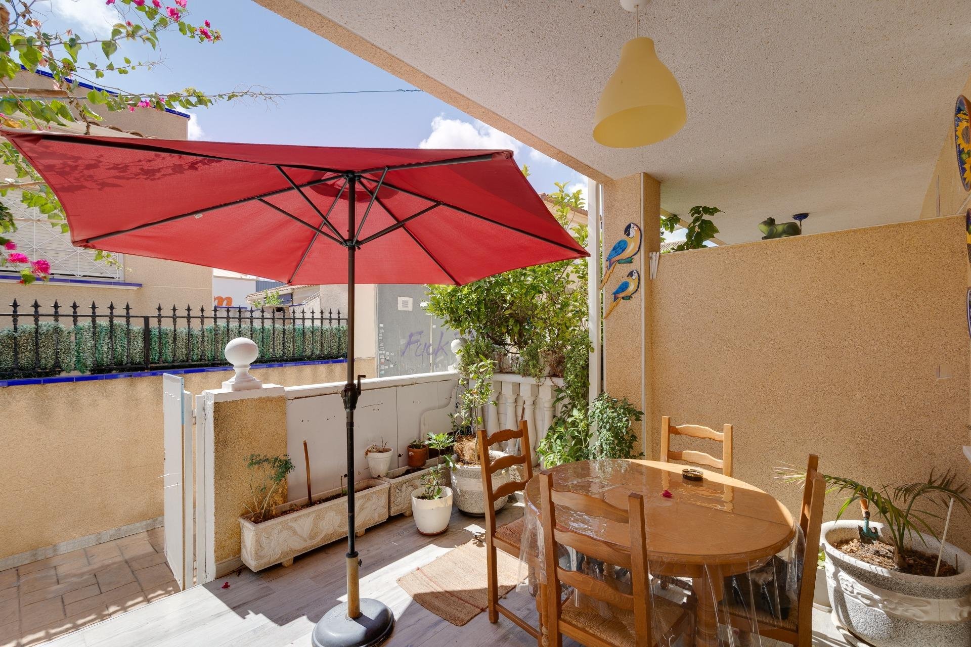 Resale - Chalet - Torrevieja - El molino