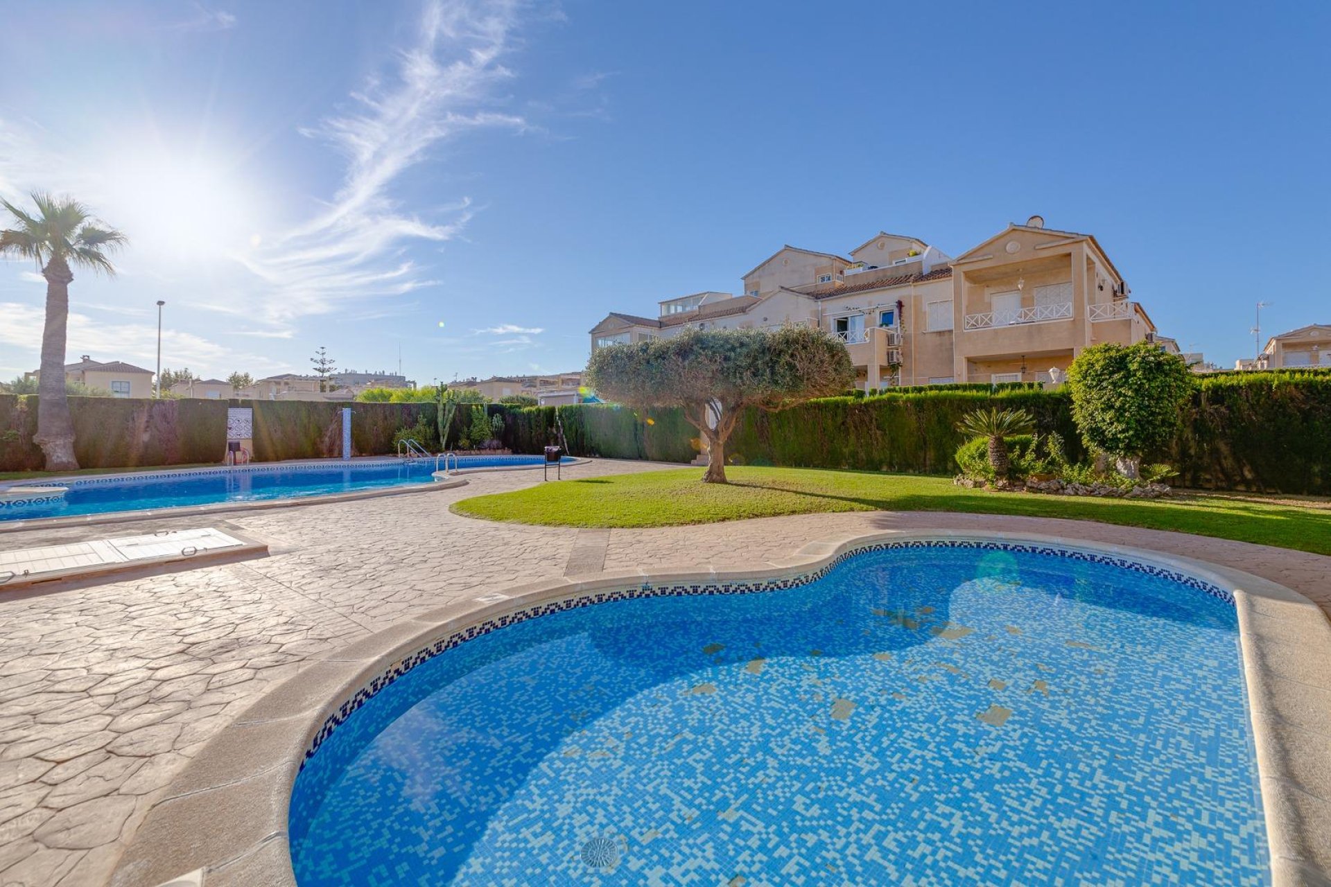 Resale - Chalet - Torrevieja - El molino