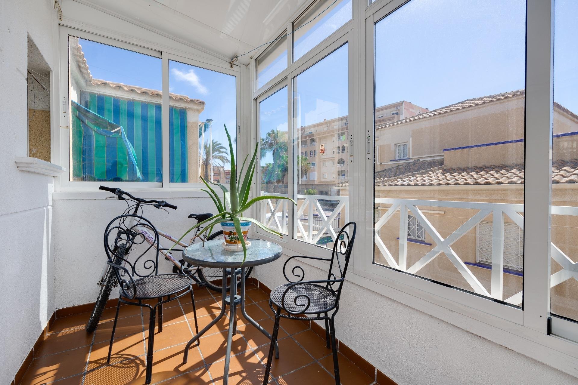 Resale - Chalet - Torrevieja - El molino