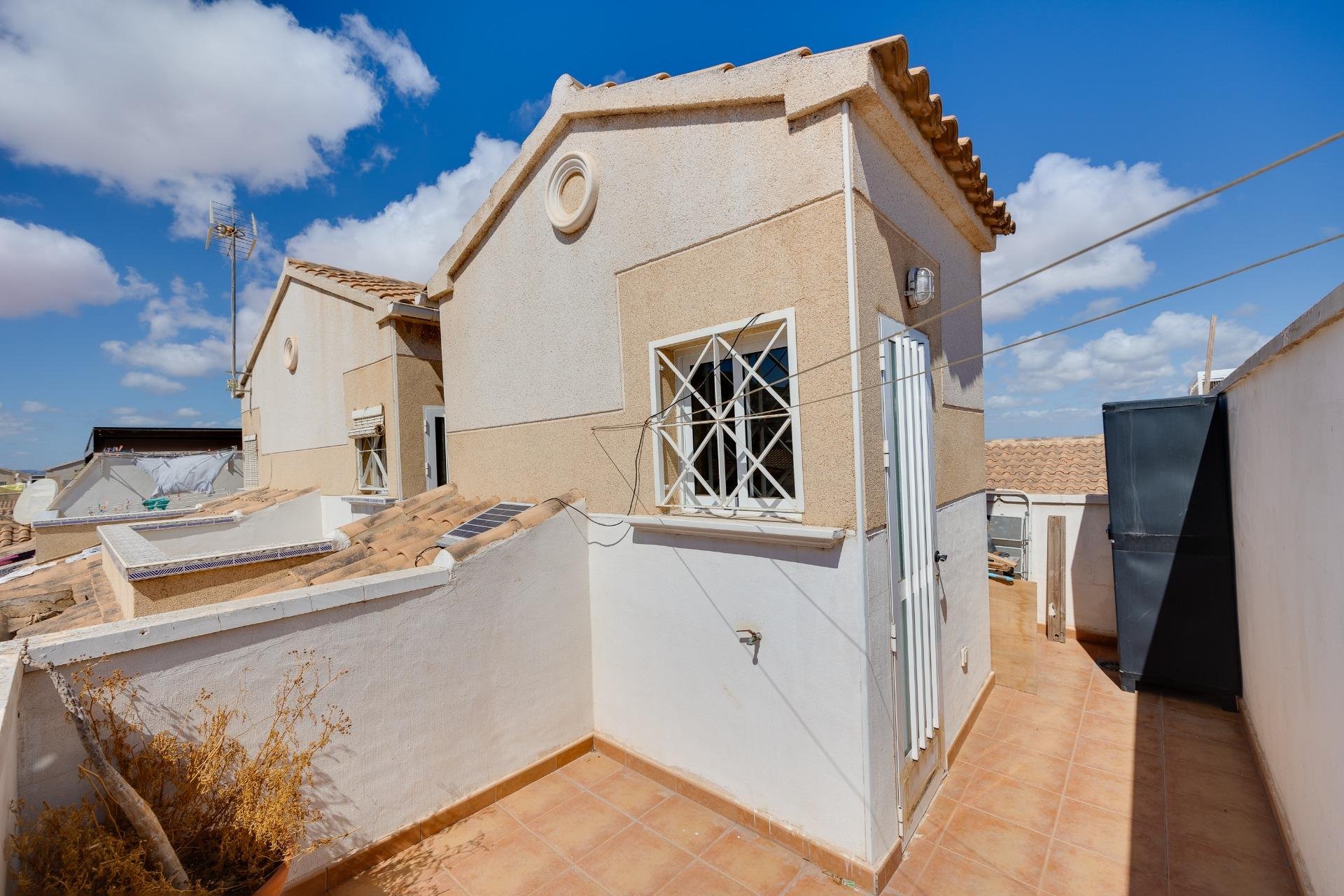 Resale - Chalet - Torrevieja - El molino