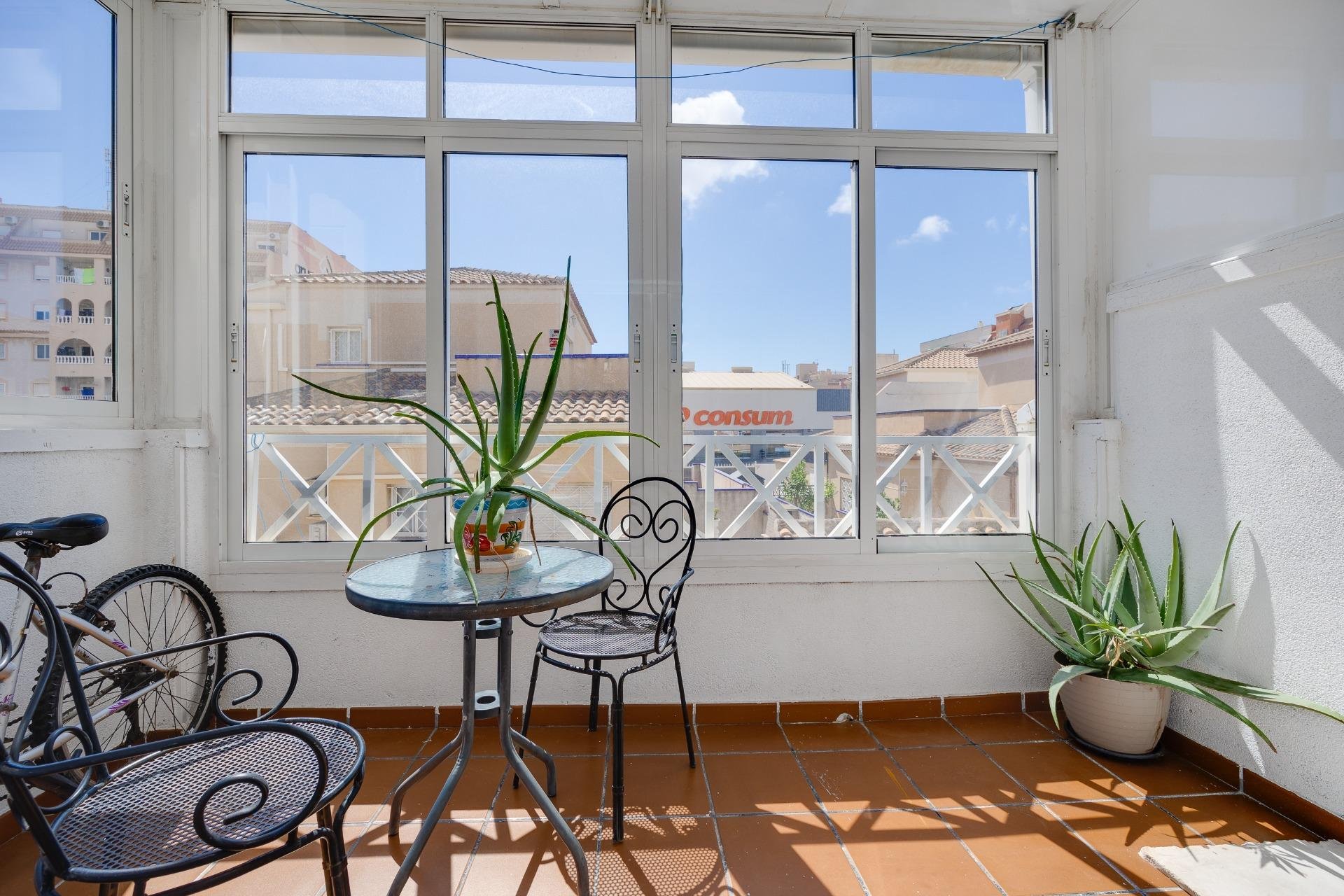 Resale - Chalet - Torrevieja - El molino