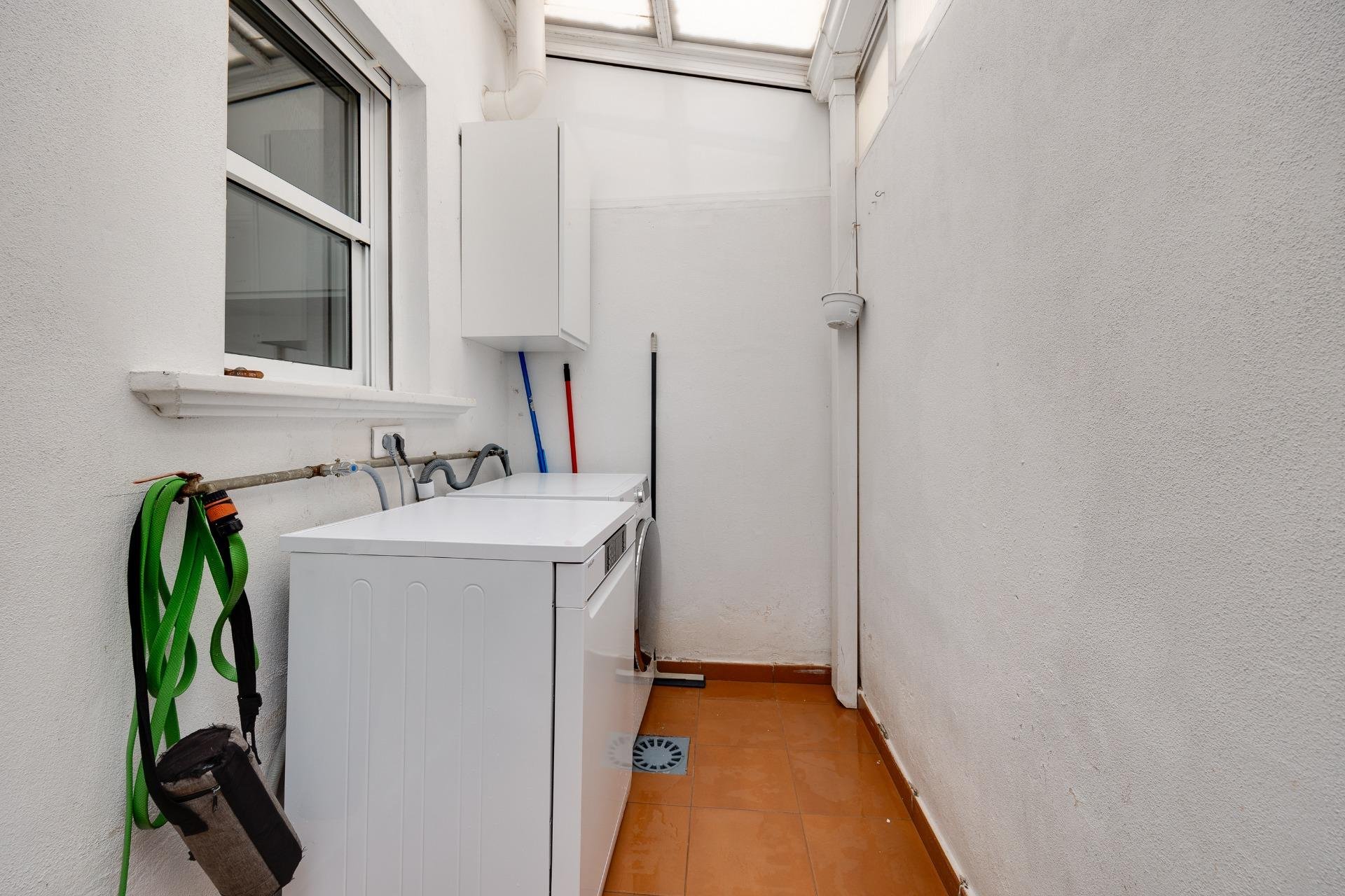 Resale - Chalet - Torrevieja - El molino