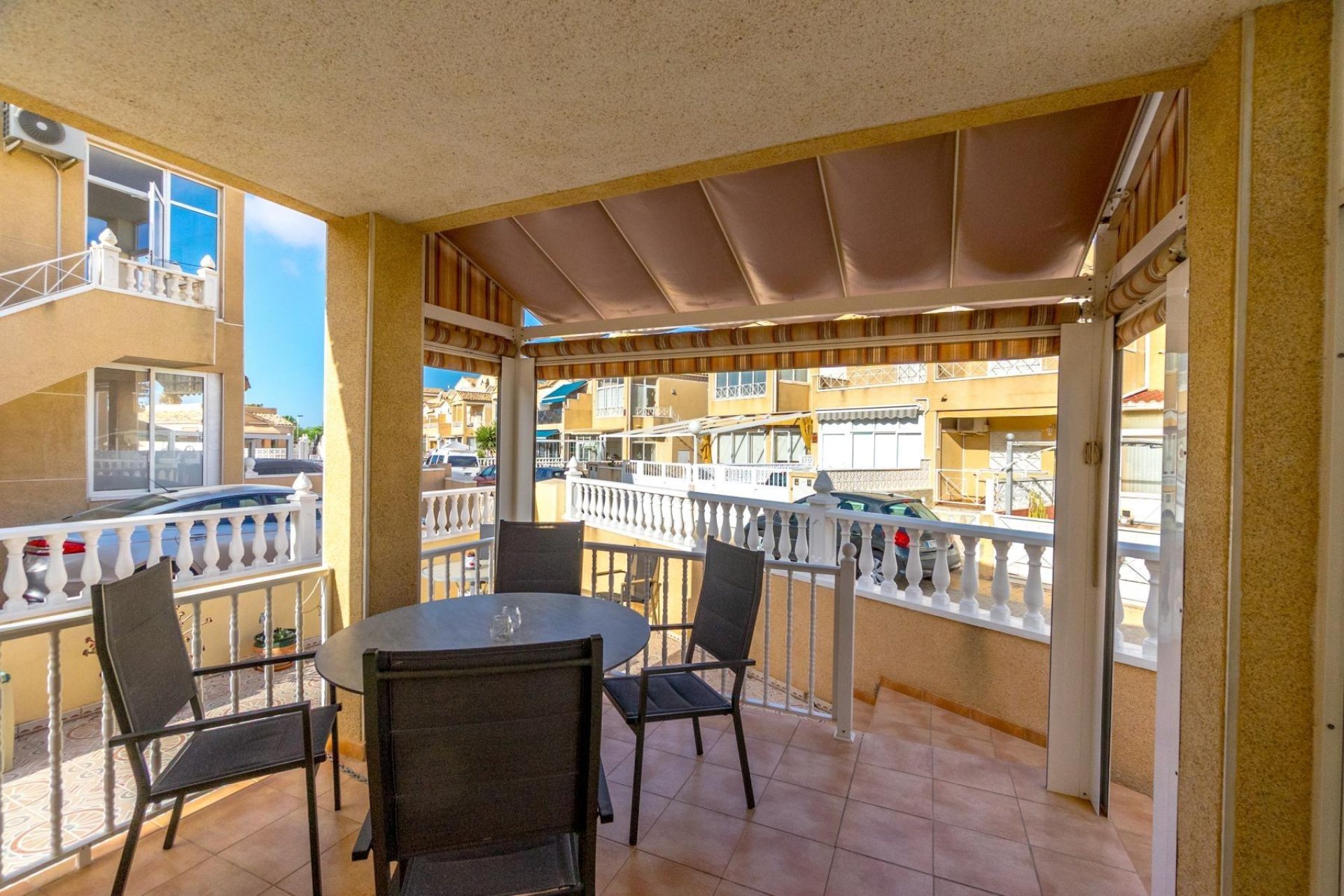 Resale - Chalet - Torrevieja - La Siesta - El Salado - Torreta