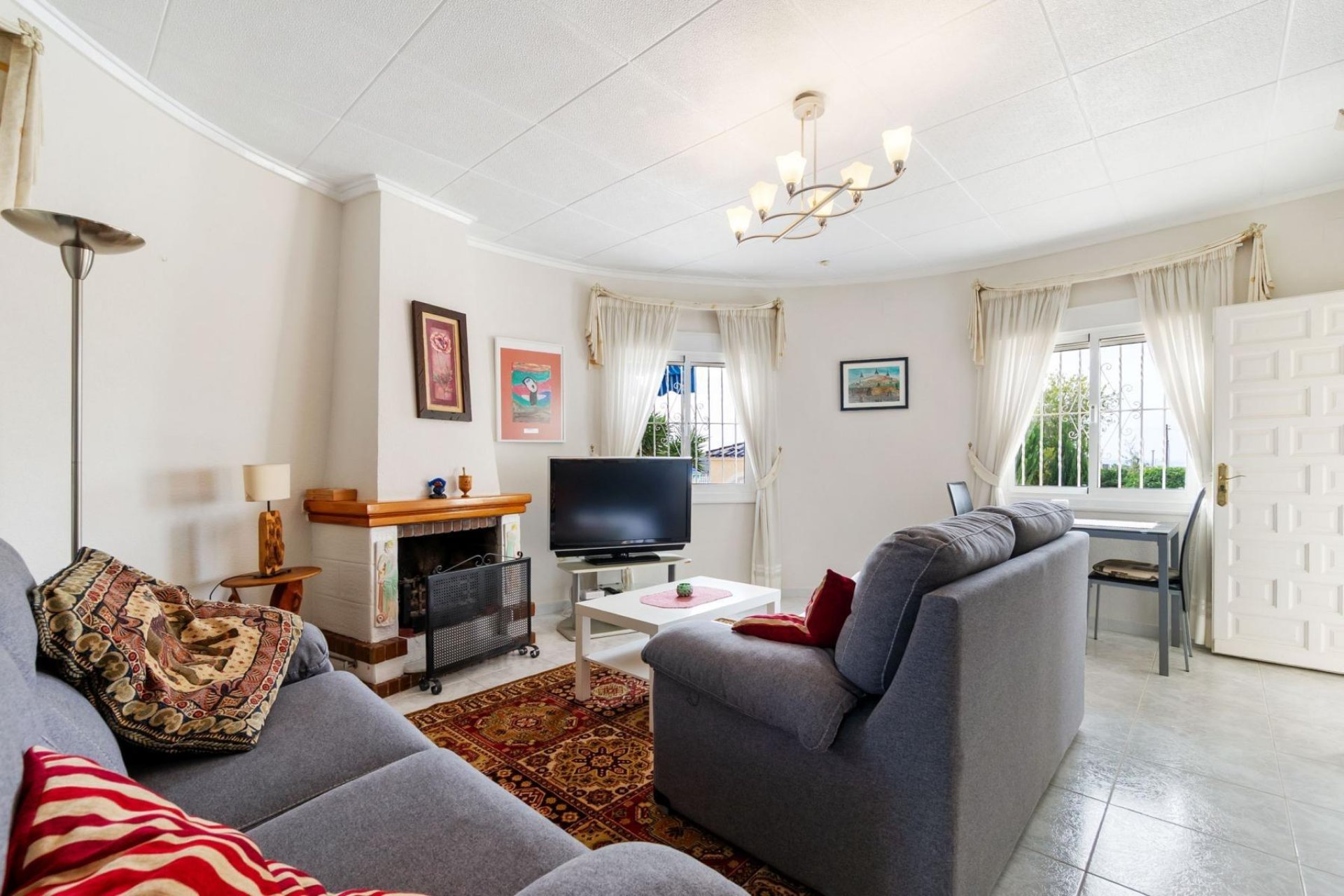 Resale - Chalet - Torrevieja - La Siesta - El Salado - Torreta