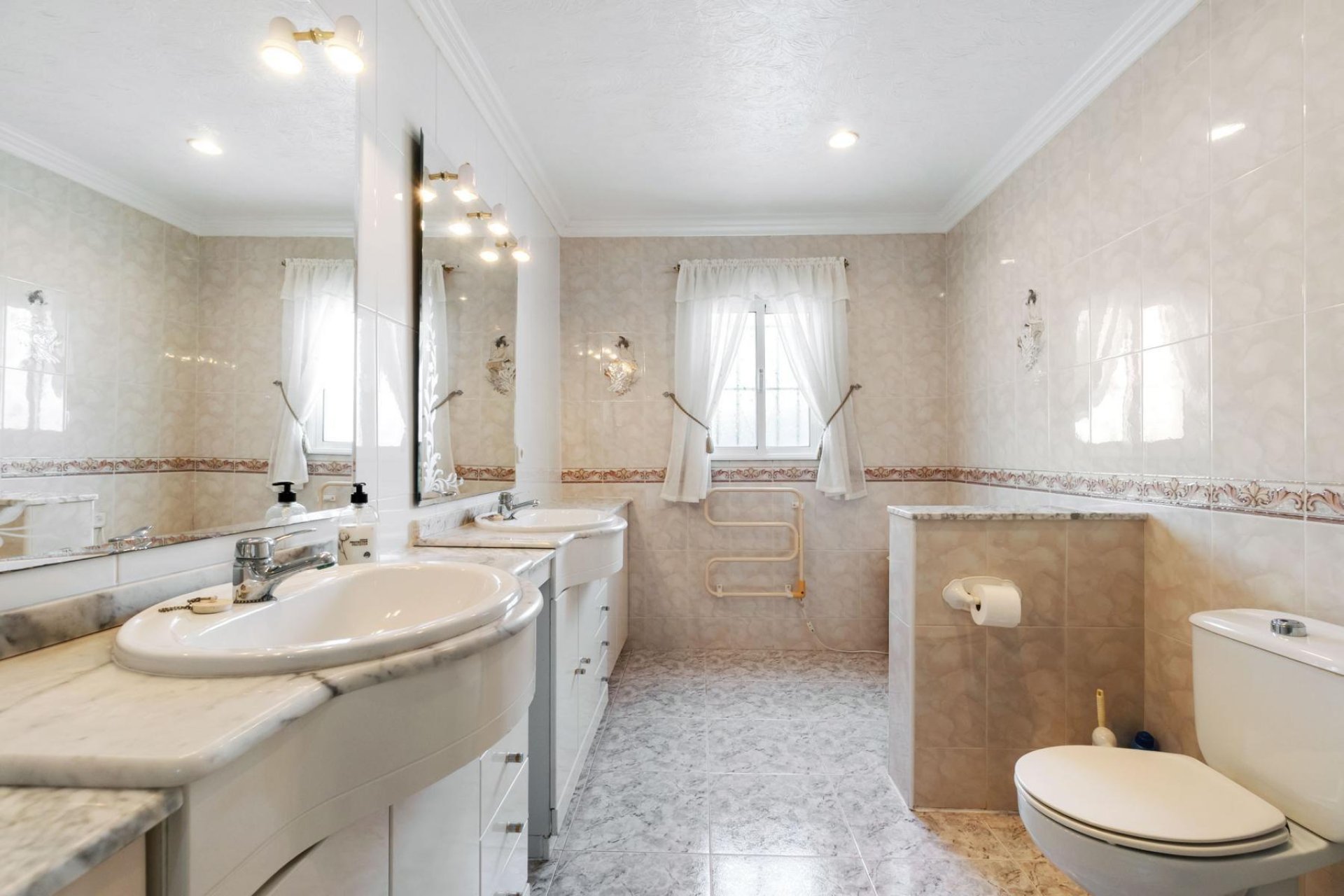 Resale - Chalet - Torrevieja - La Siesta - El Salado - Torreta