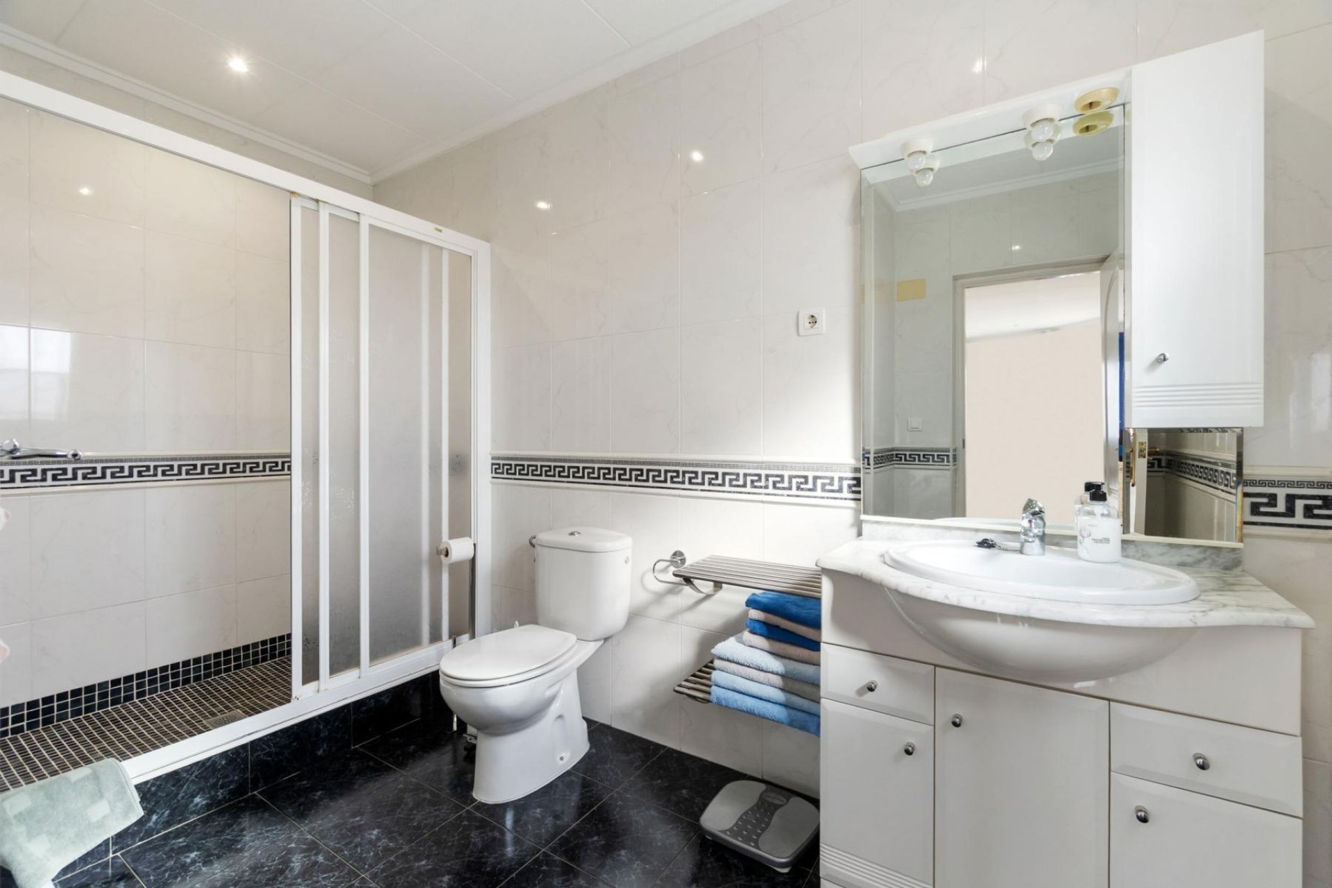 Resale - Chalet - Torrevieja - La Siesta - El Salado - Torreta