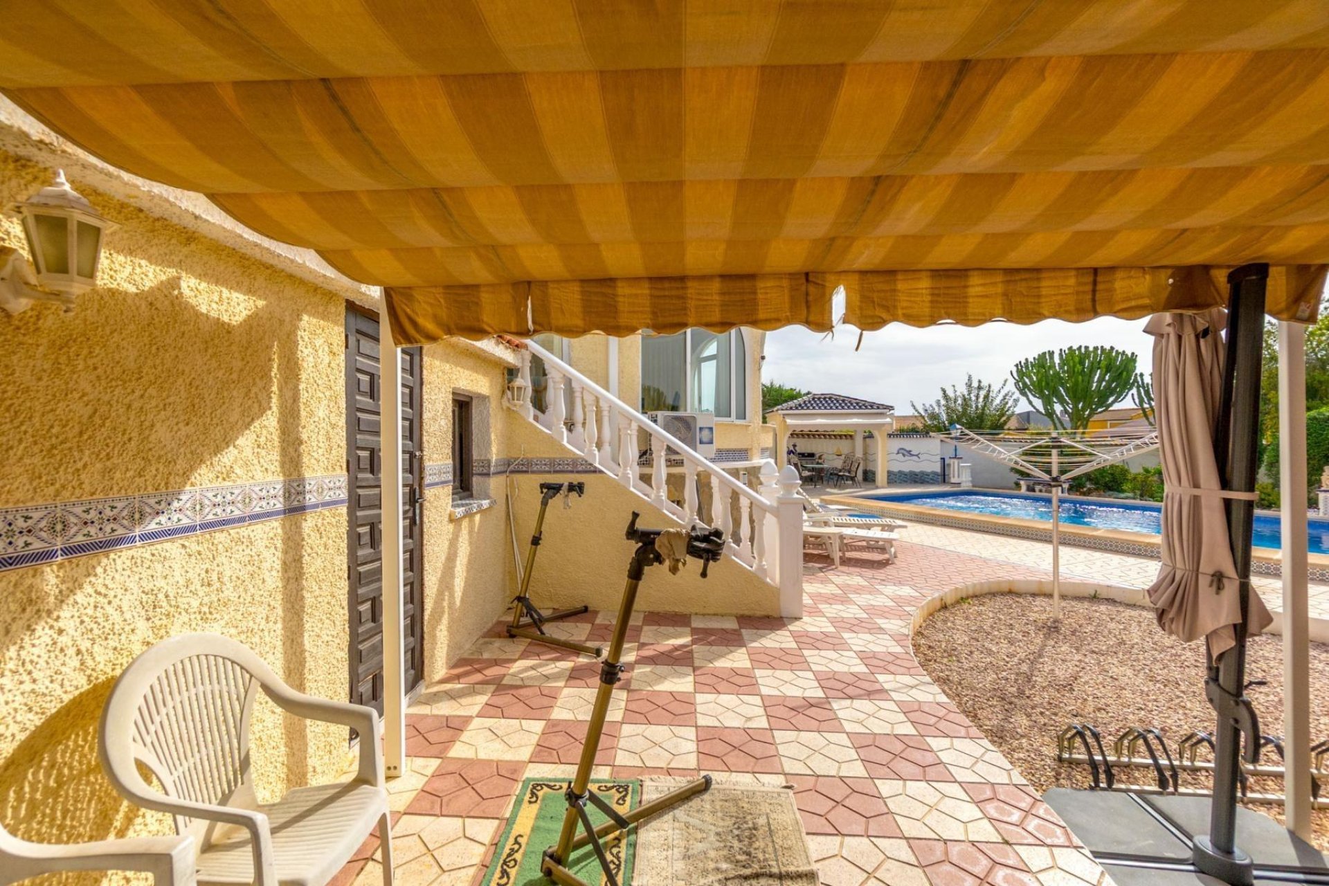Resale - Chalet - Torrevieja - La Siesta - El Salado - Torreta