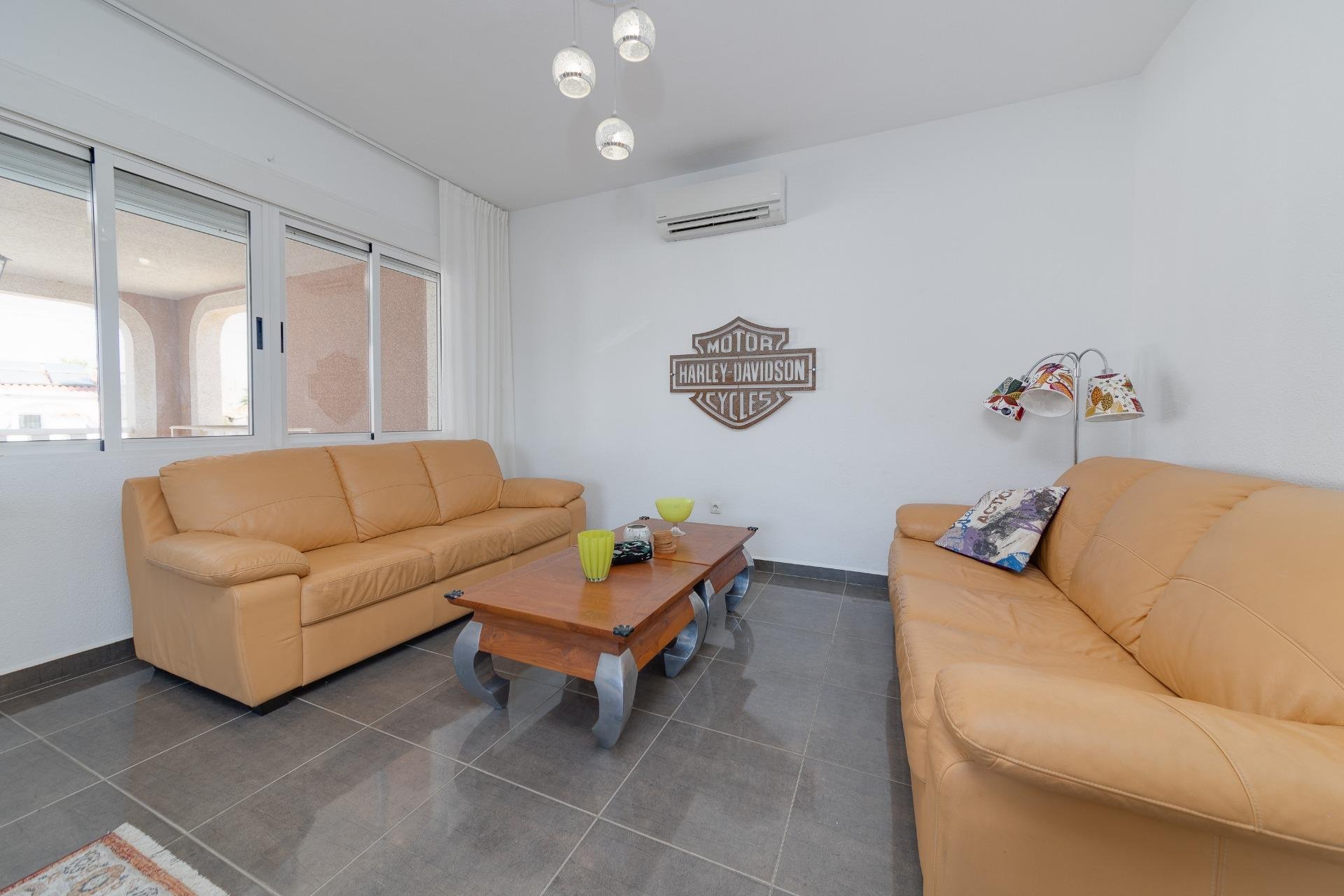 Resale - Chalet - Torrevieja - La siesta