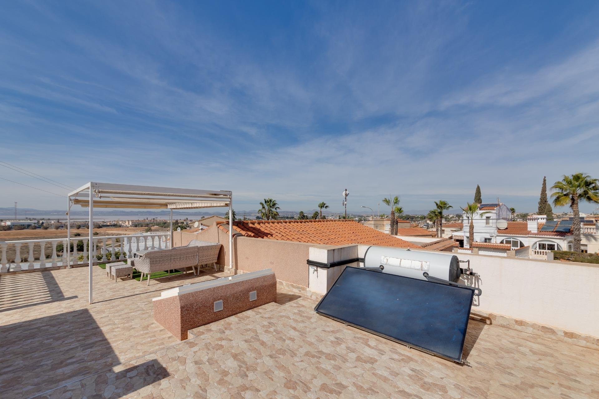 Resale - Chalet - Torrevieja - La siesta