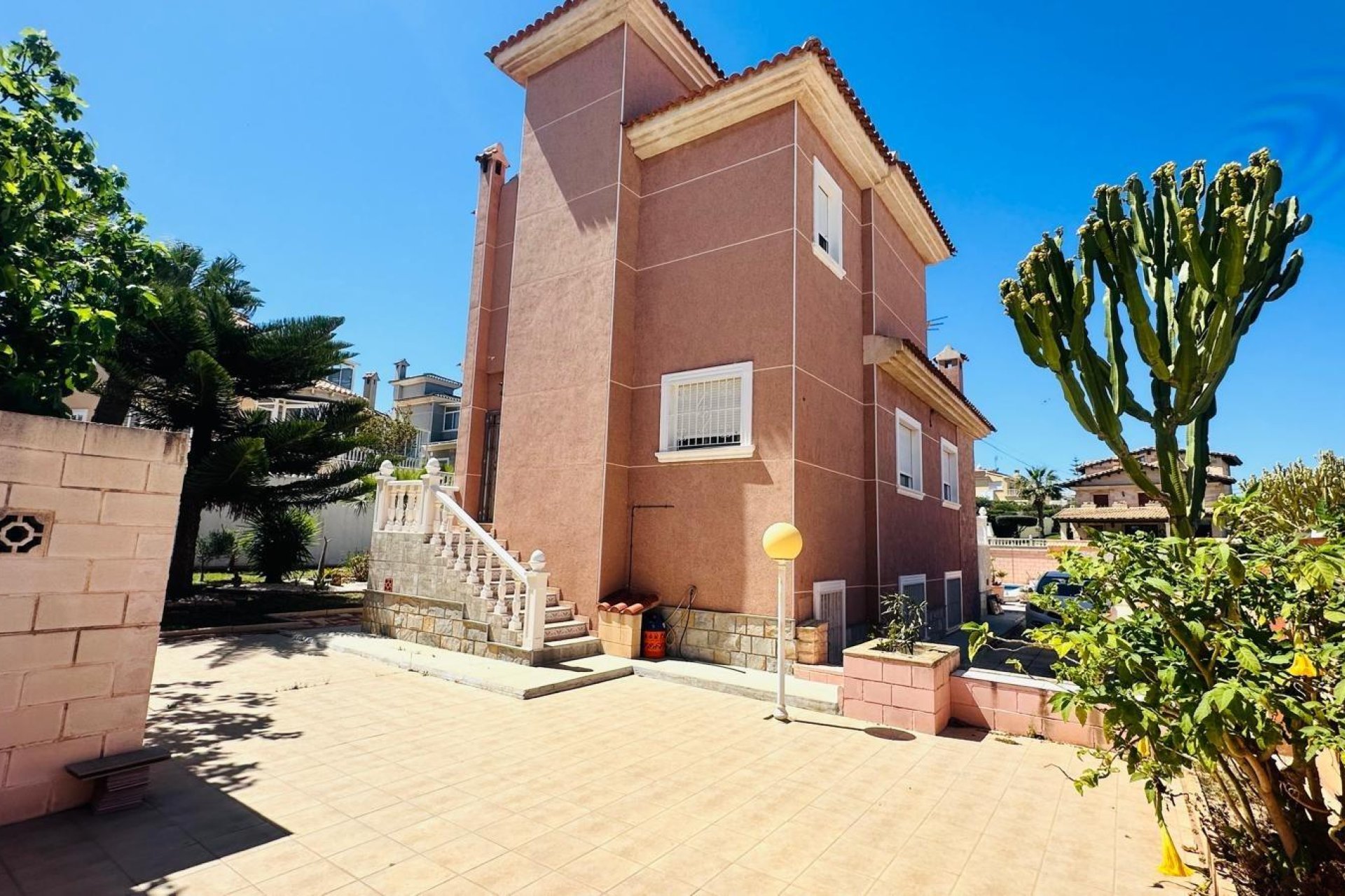 Resale - Chalet - Torrevieja - Los Balcones - Los Altos del Edén