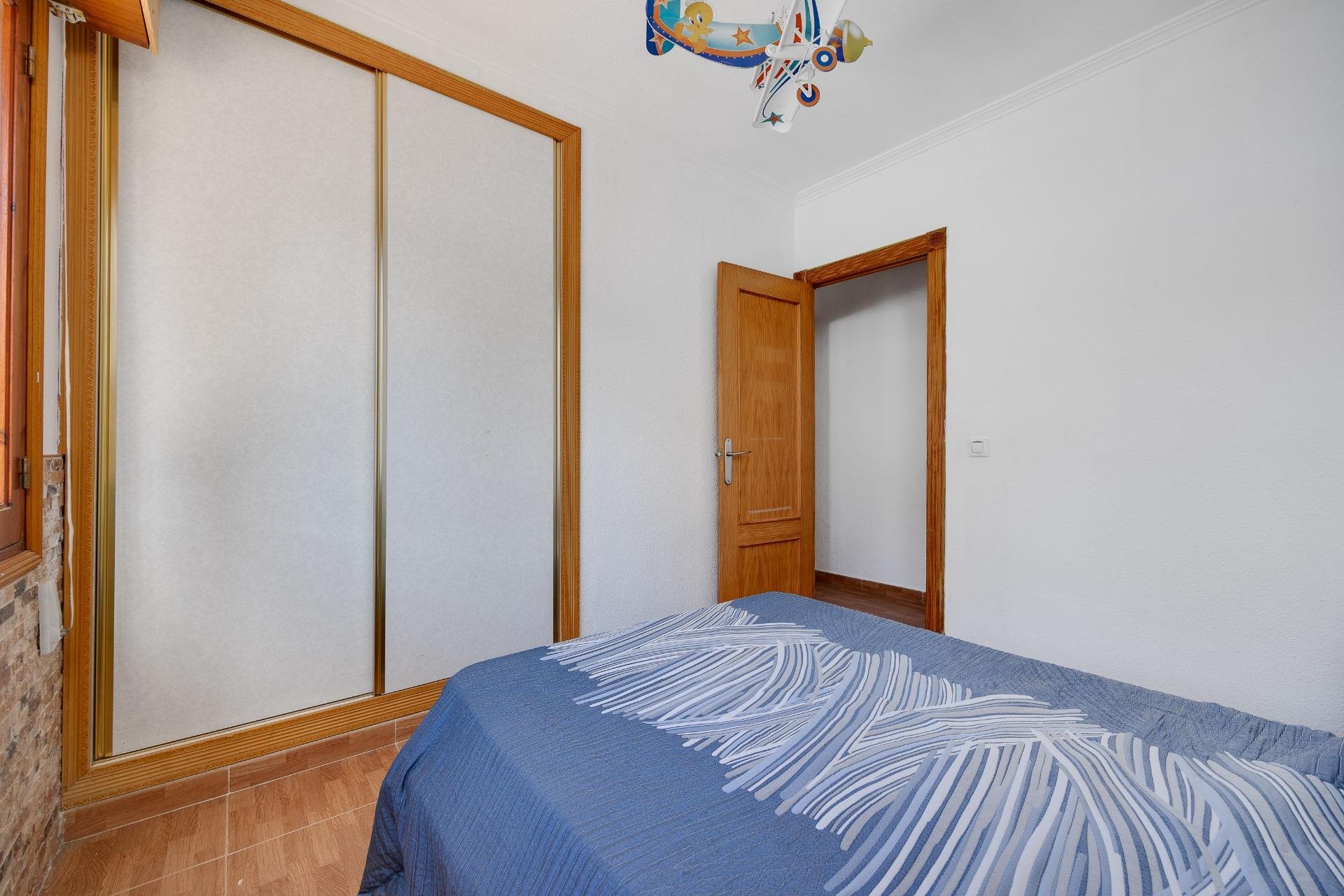 Resale - Chalet - Torrevieja - Los balcones