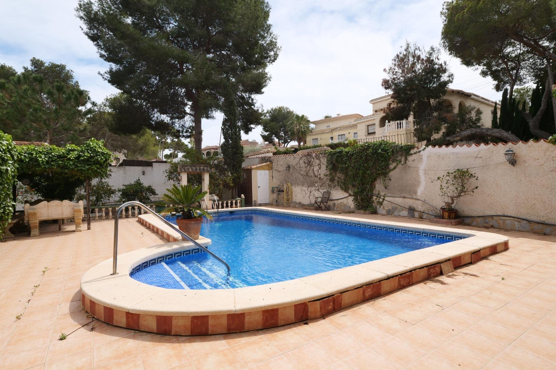 Resale - Chalet - Torrevieja - Los balcones