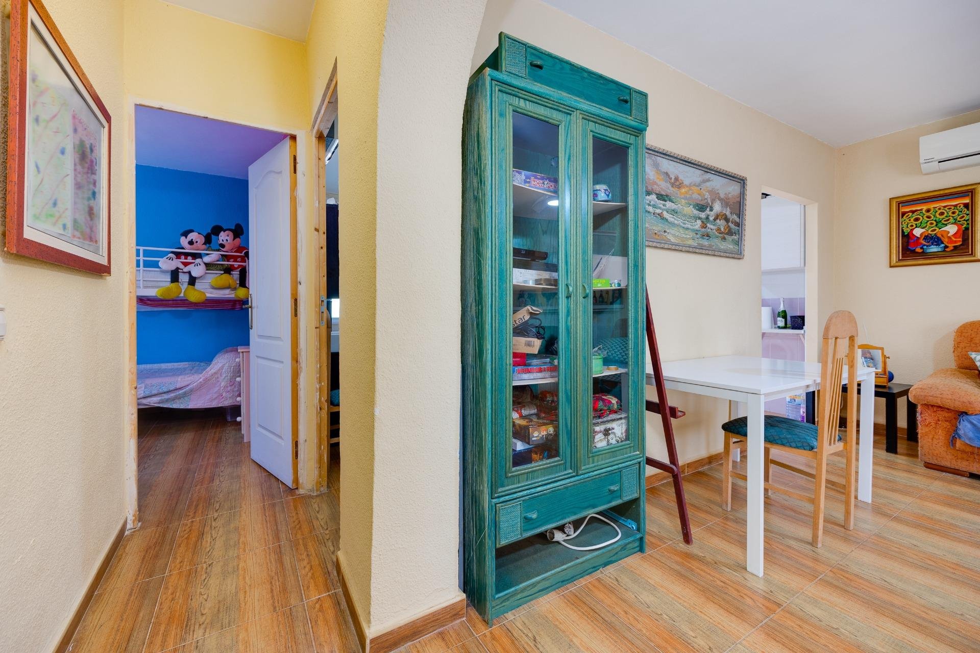 Resale - Chalet - Torrevieja - Los balcones