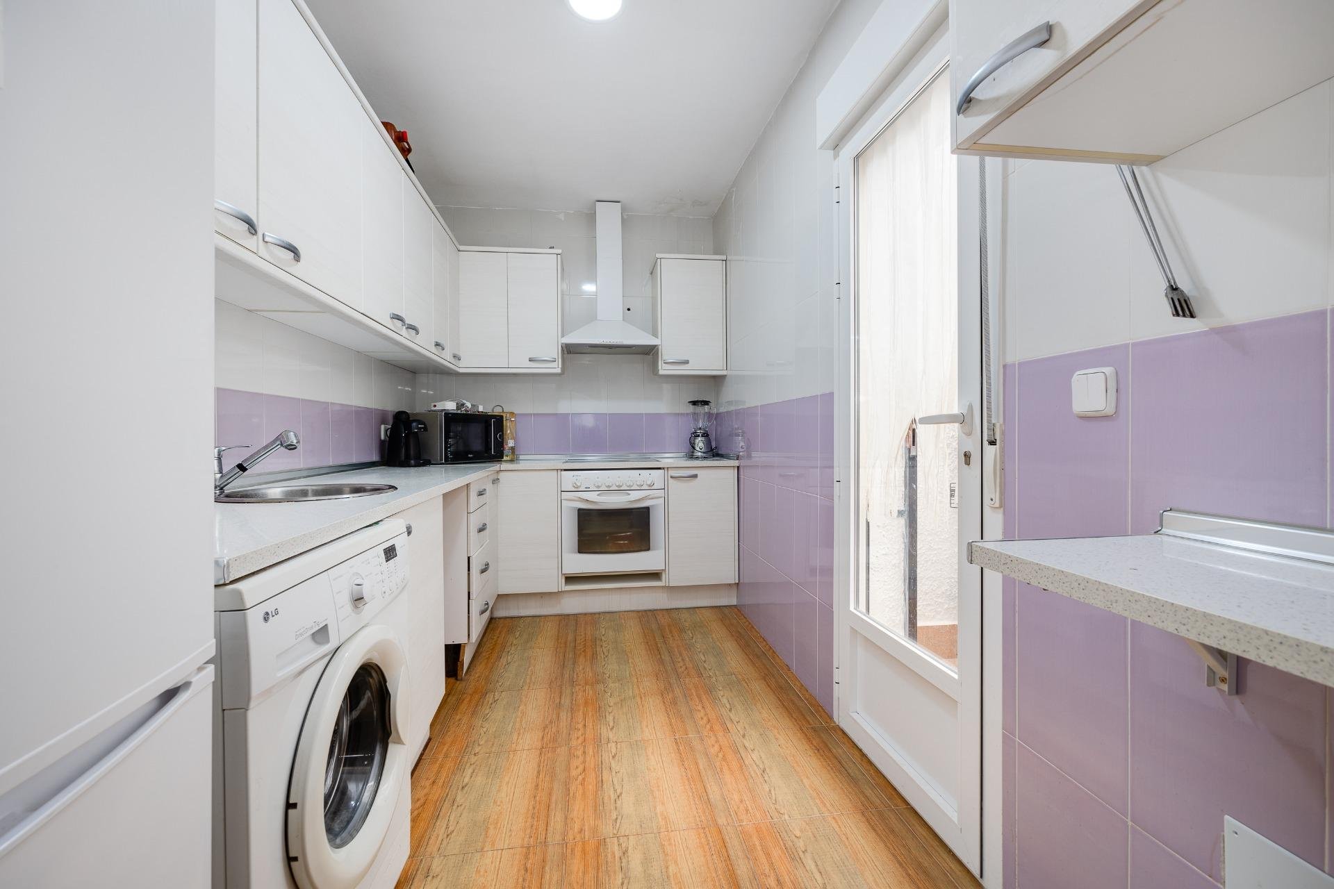 Resale - Chalet - Torrevieja - Los balcones