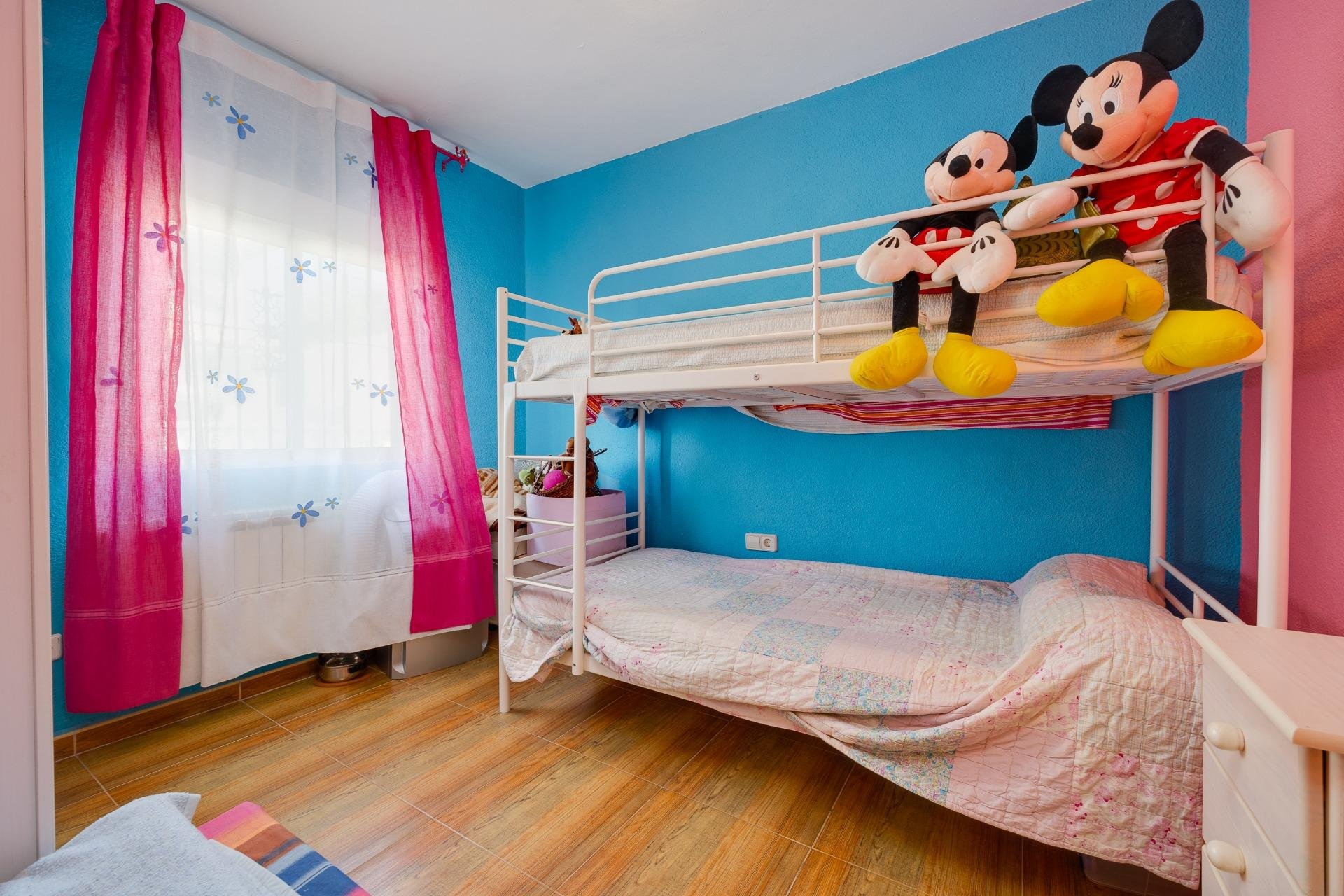 Resale - Chalet - Torrevieja - Los balcones