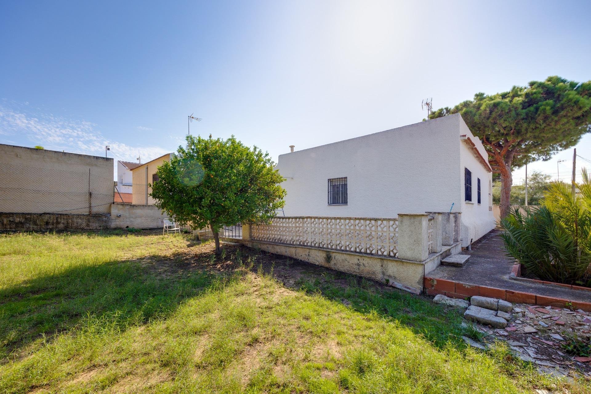 Resale - Chalet - Torrevieja - Los balcones
