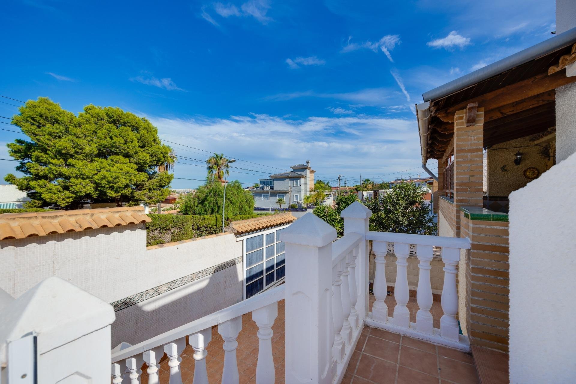 Resale - Chalet - Torrevieja - Los balcones