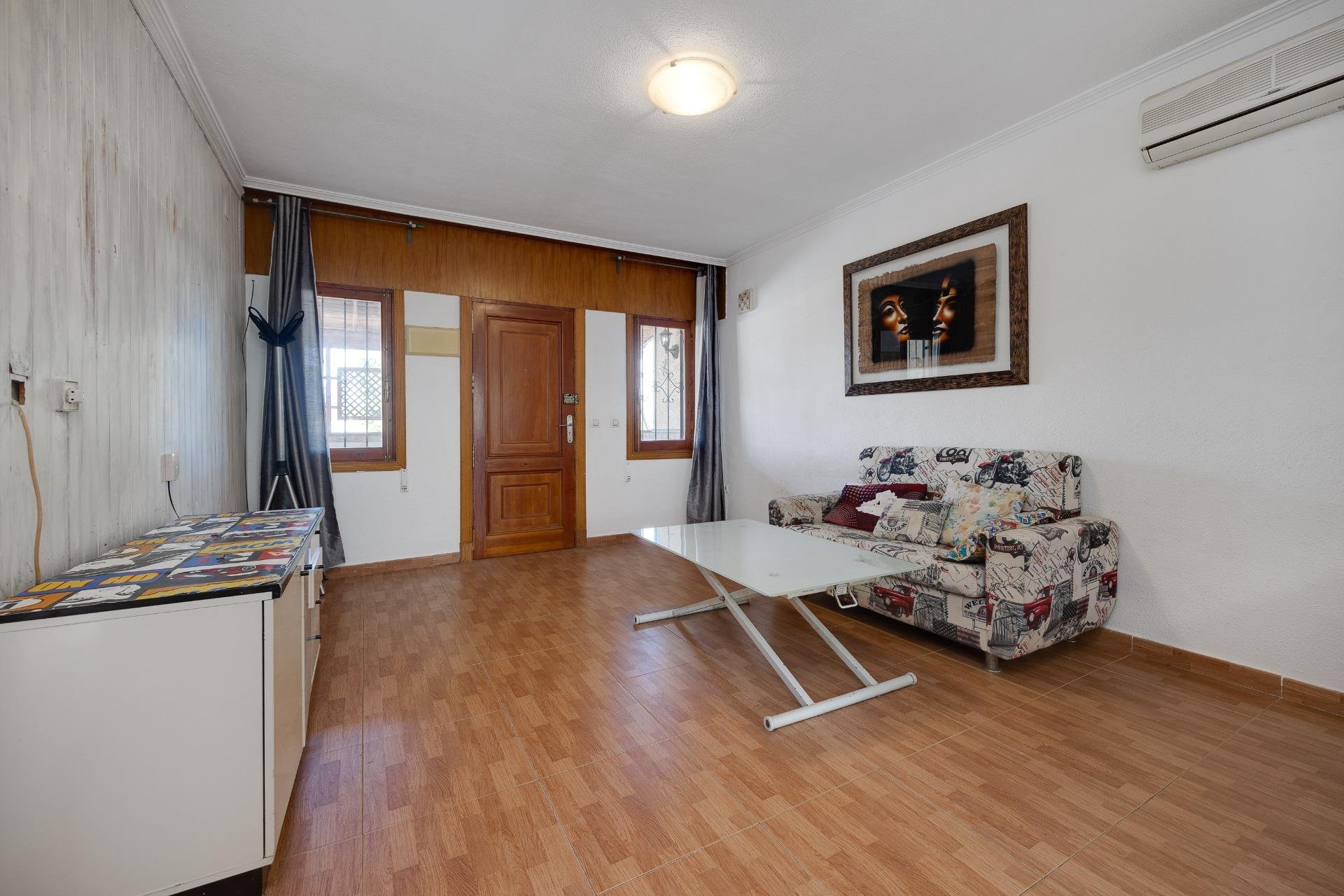 Resale - Chalet - Torrevieja - Los balcones