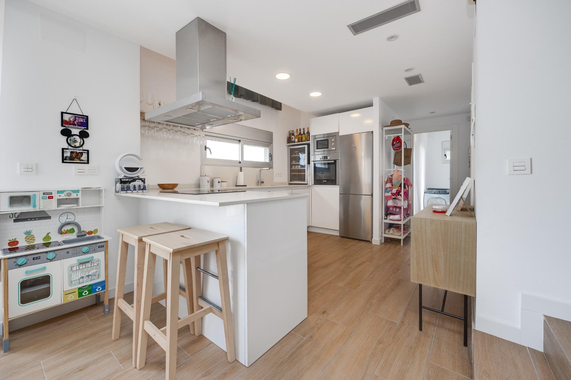 Resale - Chalet - Torrevieja - Los Frutales