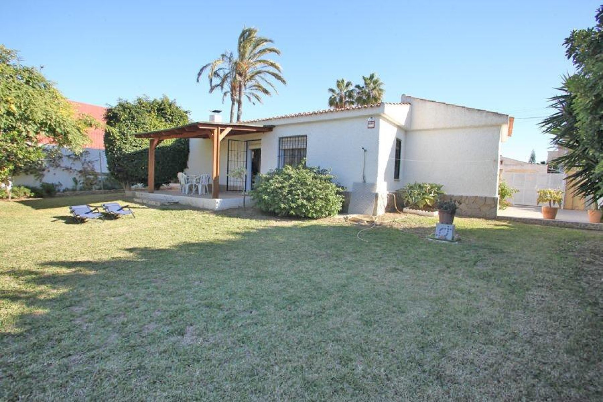 Resale - Chalet - Torrevieja - Los Frutales